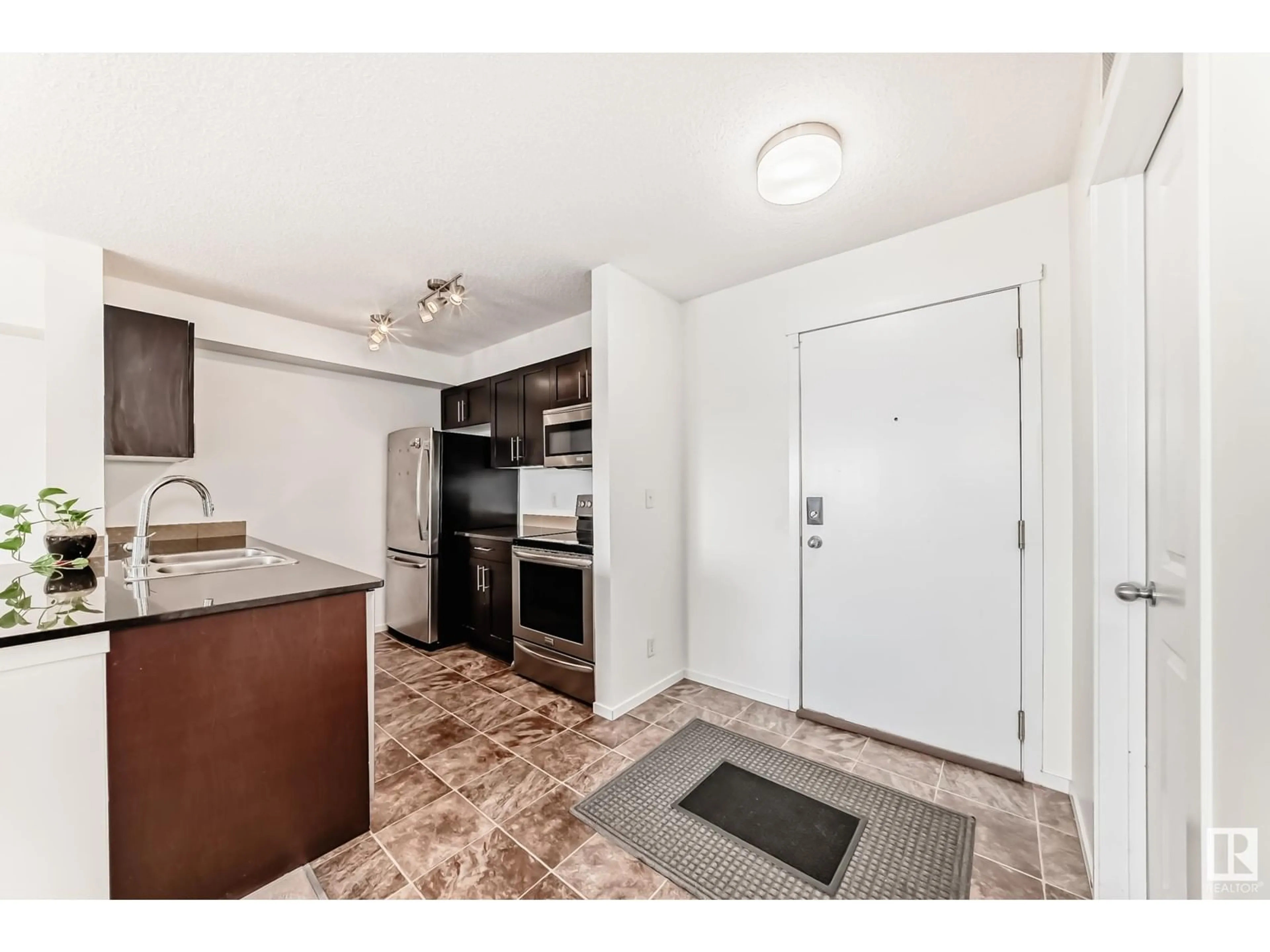 Unknown for 424 - 5370 CHAPPELLE RD SW, Edmonton Alberta T6W3L5