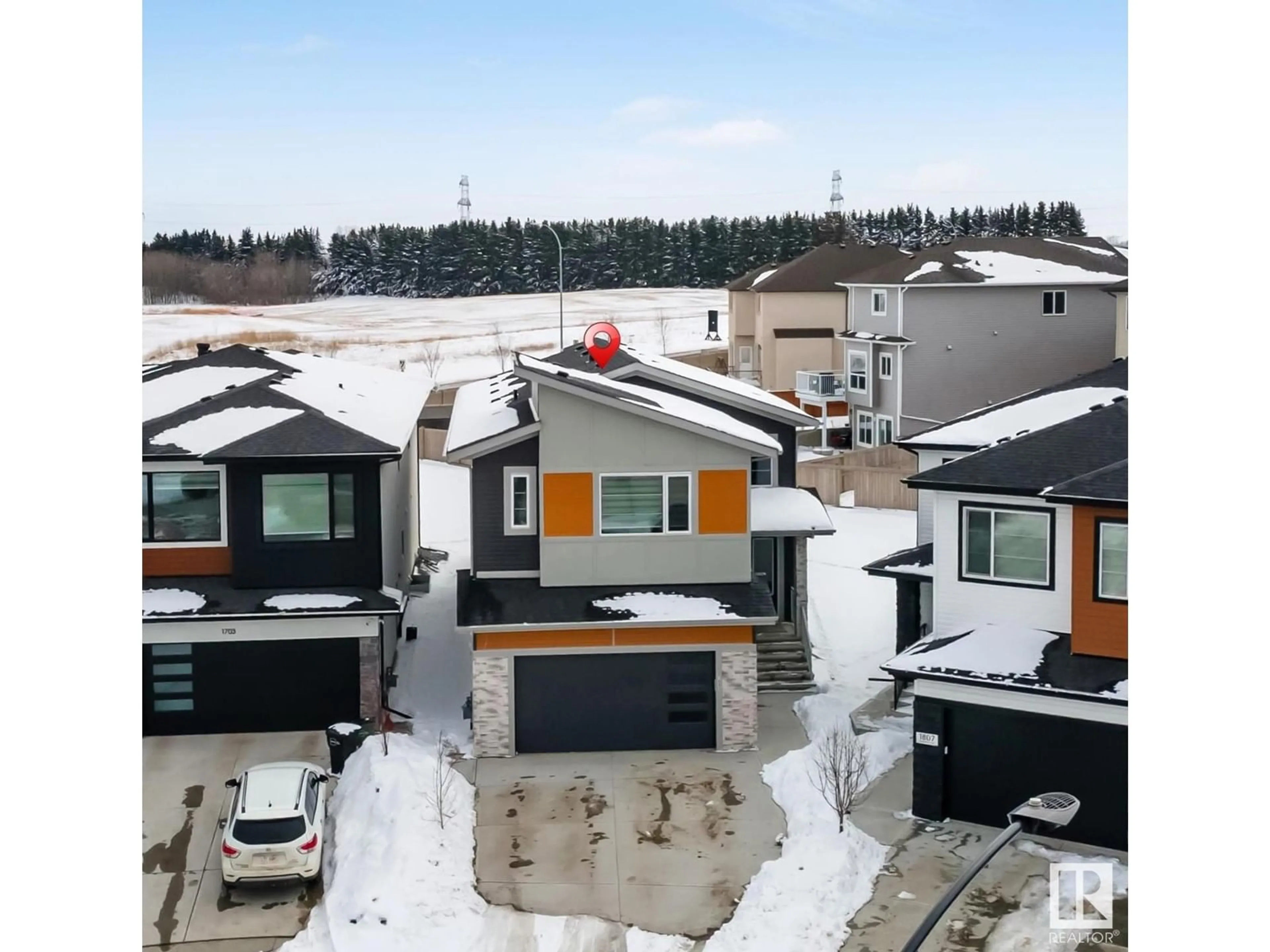 A pic from outside/outdoor area/front of a property/back of a property/a pic from drone, street for 1803 17 AV, Edmonton Alberta T6T2N2