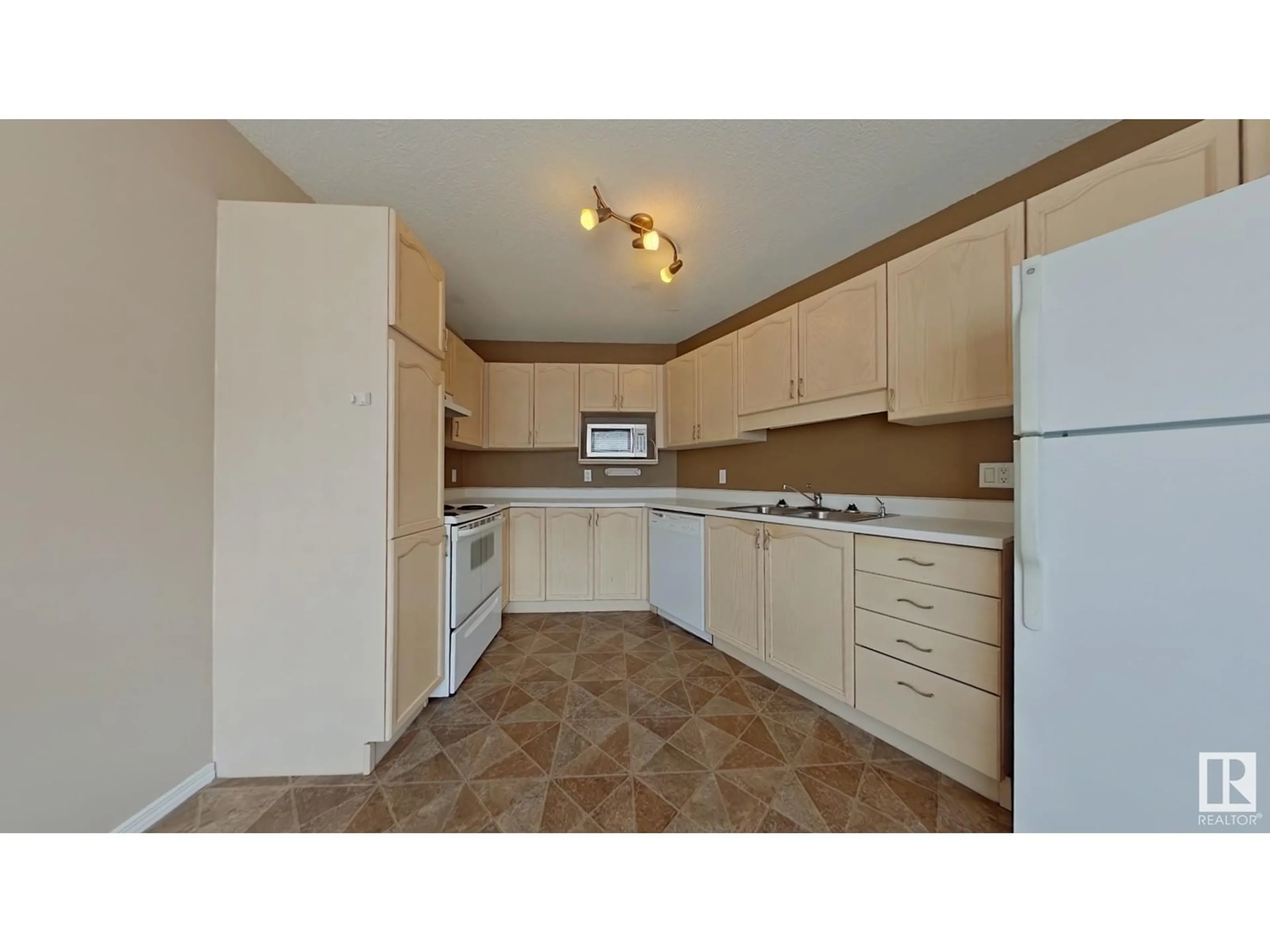 Standard kitchen, unknown for 603 - 116 YOUVILLE DR, Edmonton Alberta T6L6V8