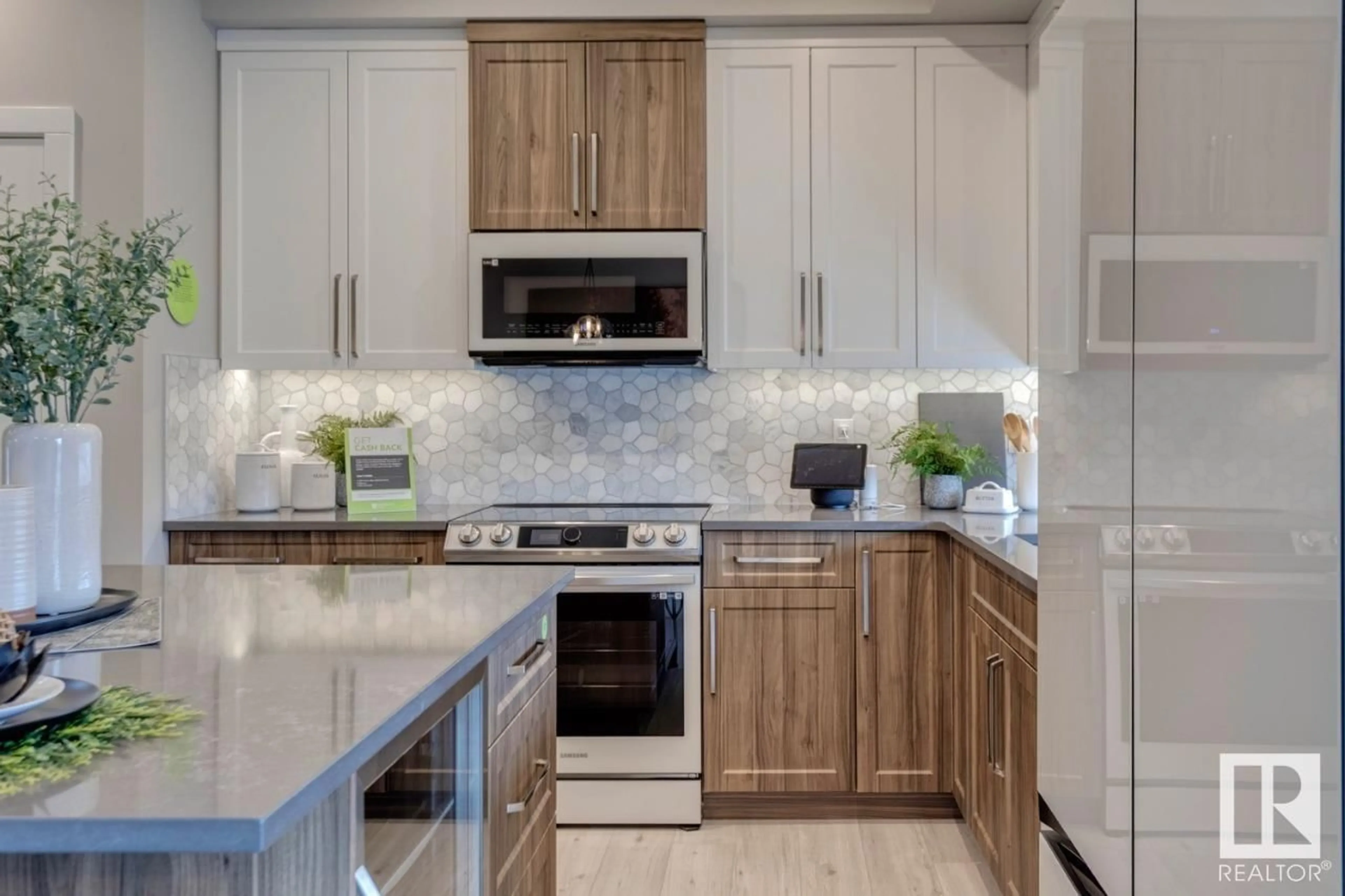 Contemporary kitchen, ceramic/tile floor for 3 ASHBURY CR, Spruce Grove Alberta T7X3C6