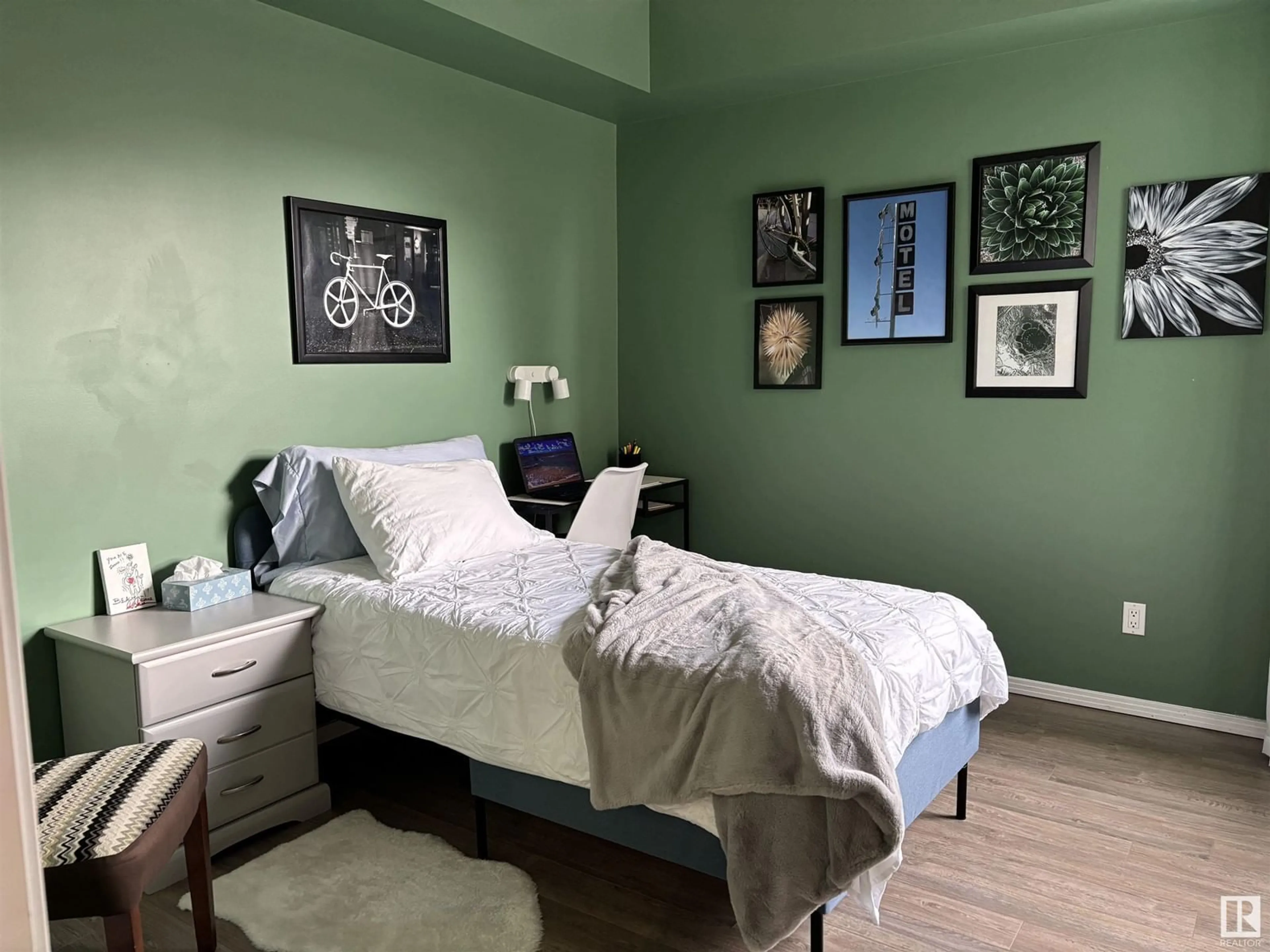 A pic of a room for #108 - 11933 106 AV, Edmonton Alberta T5H0S2
