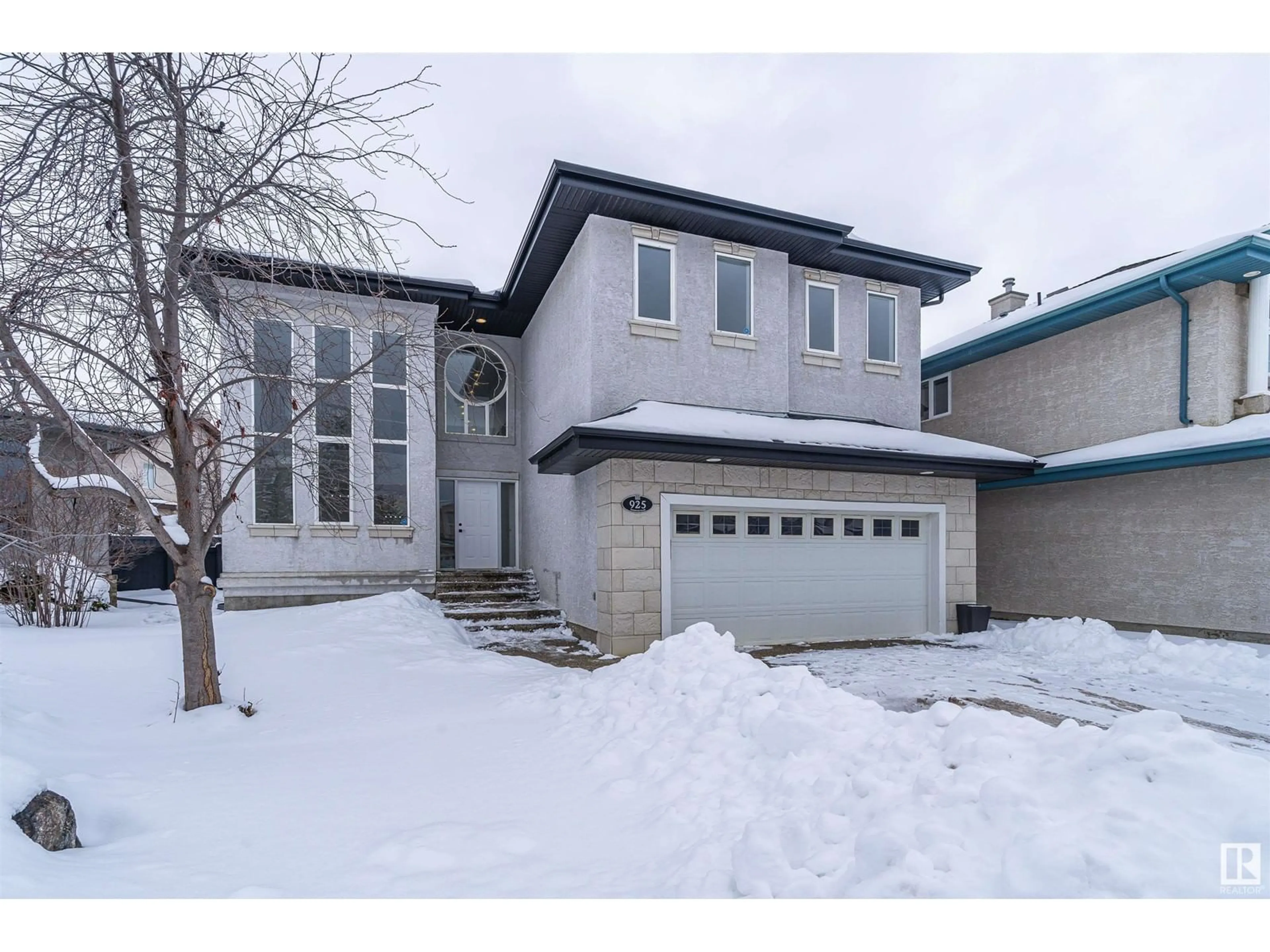 Unknown for 925 THOMPSON PL, Edmonton Alberta T6R3K4
