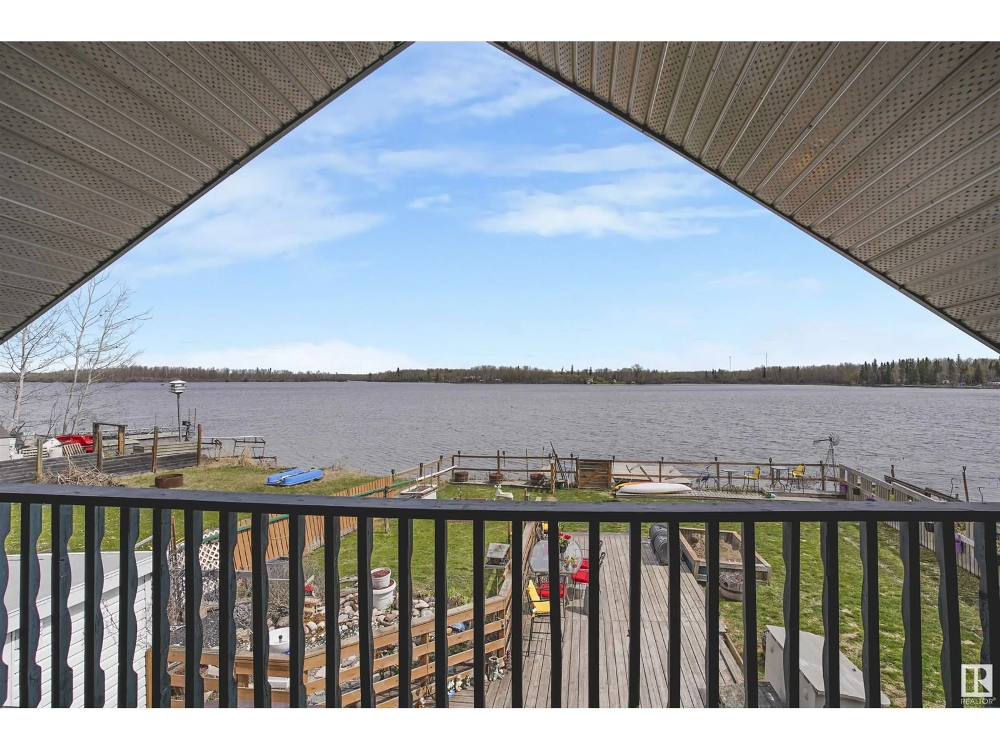 Patio, water/lake/river/ocean view for 57114 - 256 RANGE ROAD 25, Rural Barrhead County Alberta T0E1A0