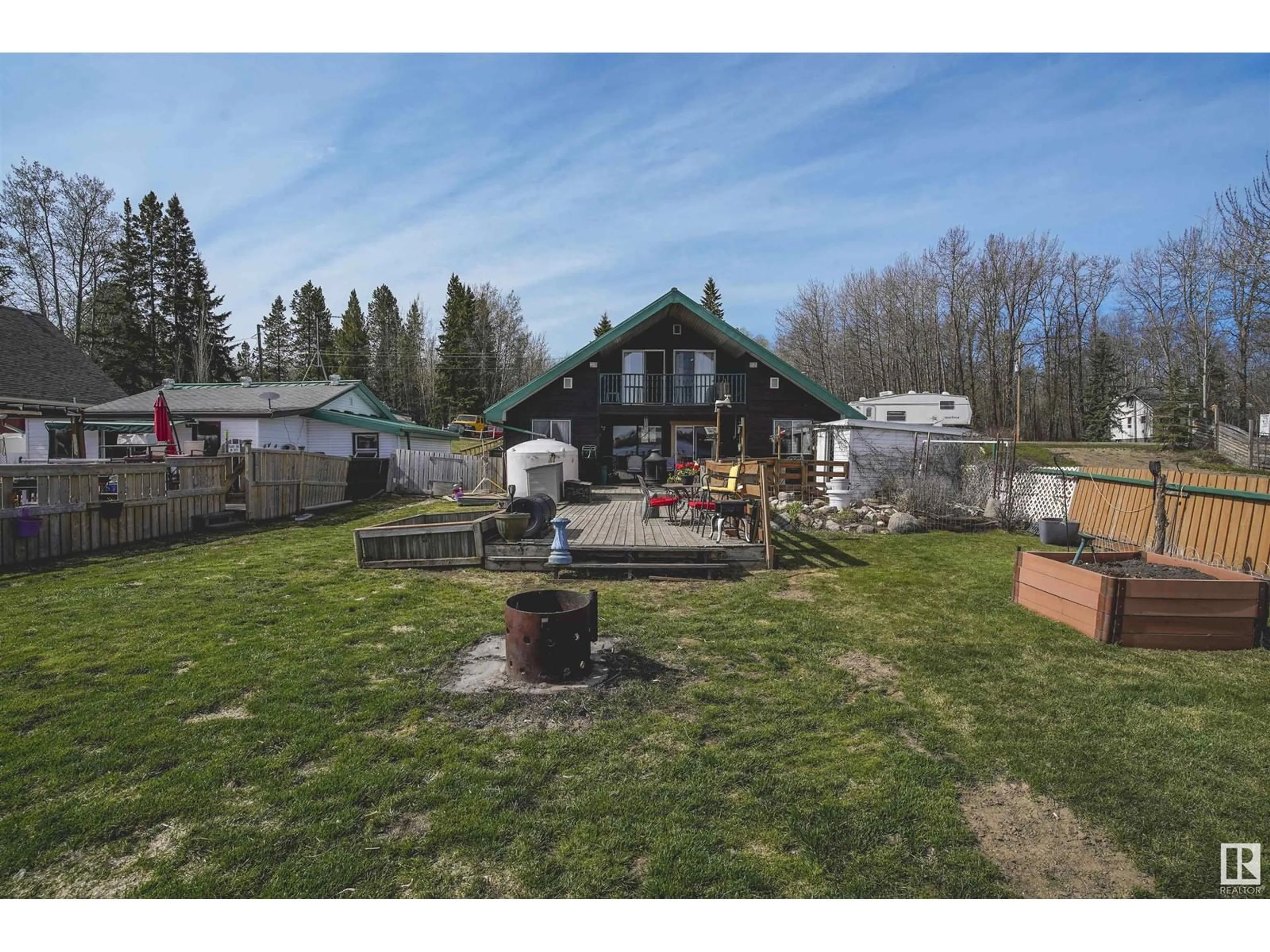 A pic from outside/outdoor area/front of a property/back of a property/a pic from drone, mountain view for 57114 - 256 RANGE ROAD 25, Rural Barrhead County Alberta T0E1A0