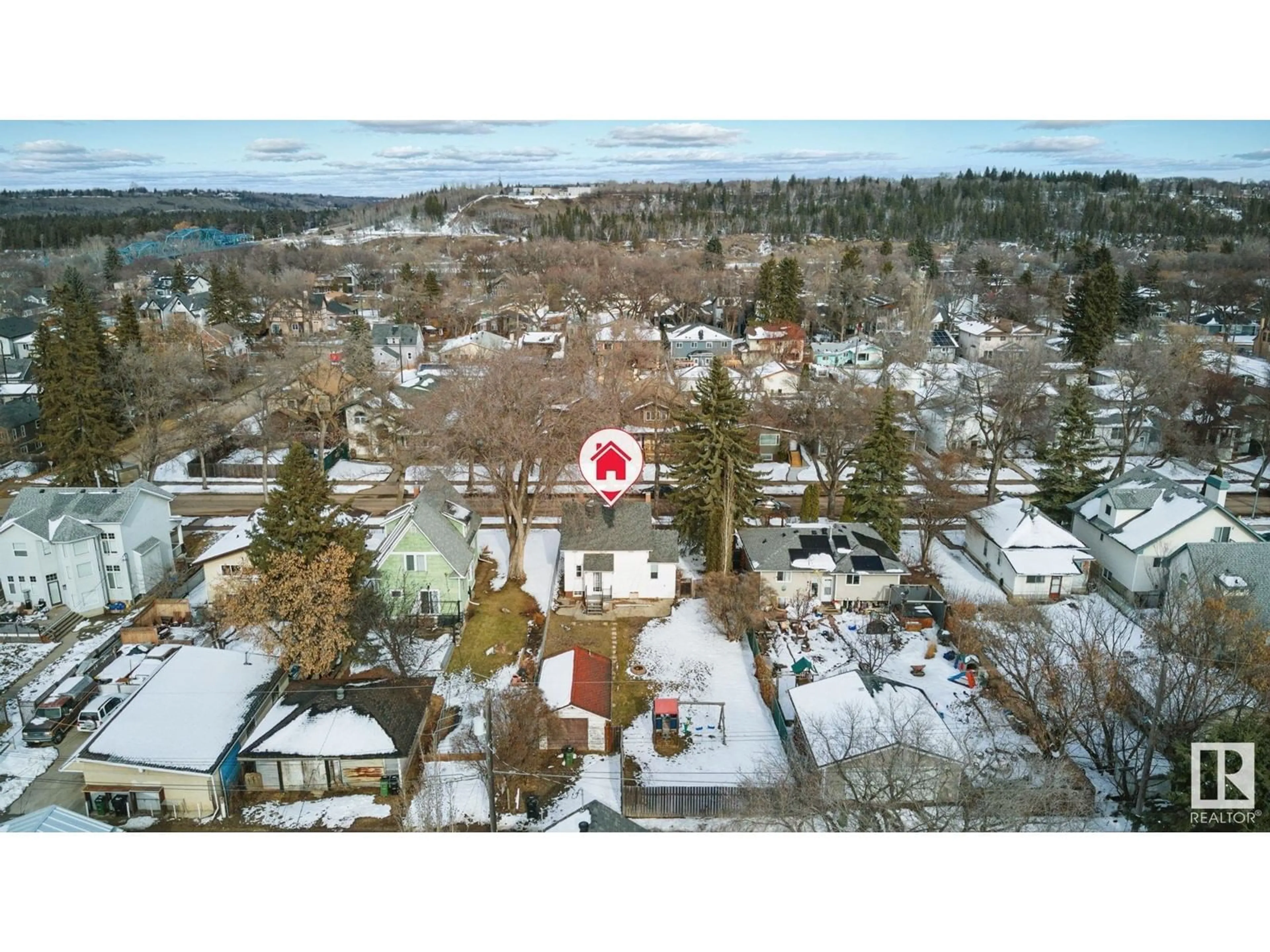 A pic from outside/outdoor area/front of a property/back of a property/a pic from drone, mountain view for 10184 90 ST, Edmonton Alberta T5H1R7
