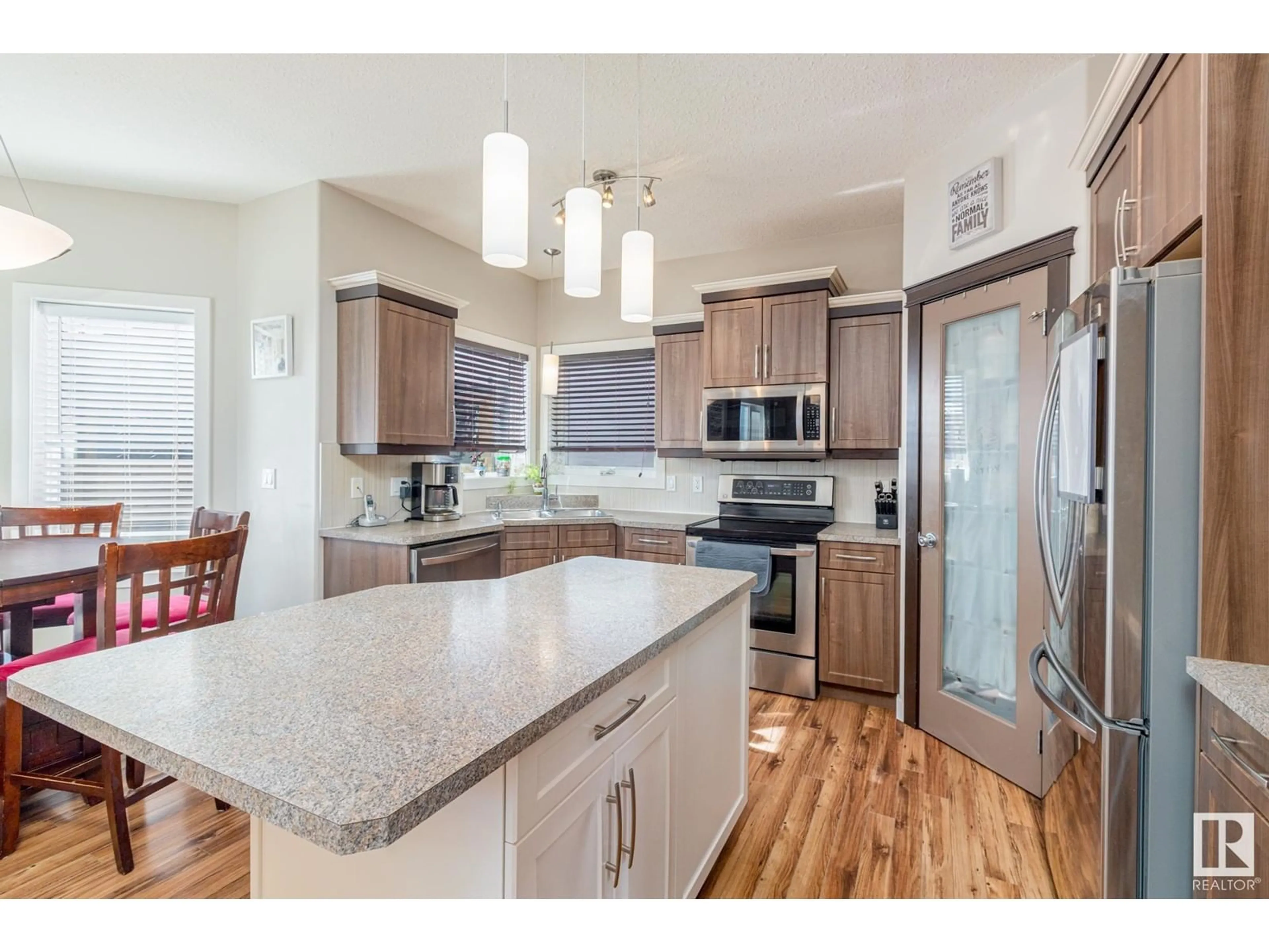 Open concept kitchen, unknown for 10409 95 ST, Morinville Alberta T8R0B2