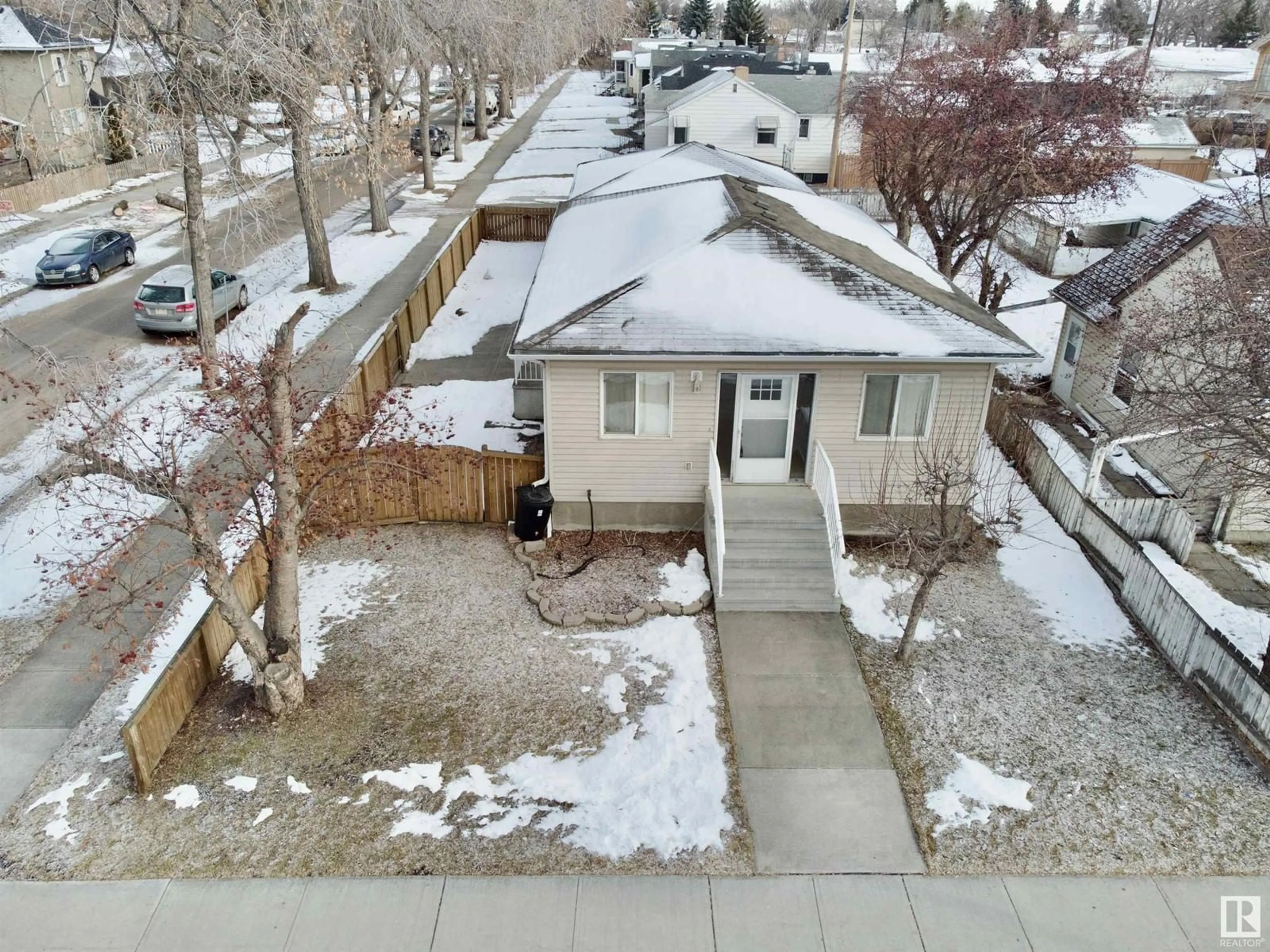 Unknown for 9530 122 AV, Edmonton Alberta T5G0T6