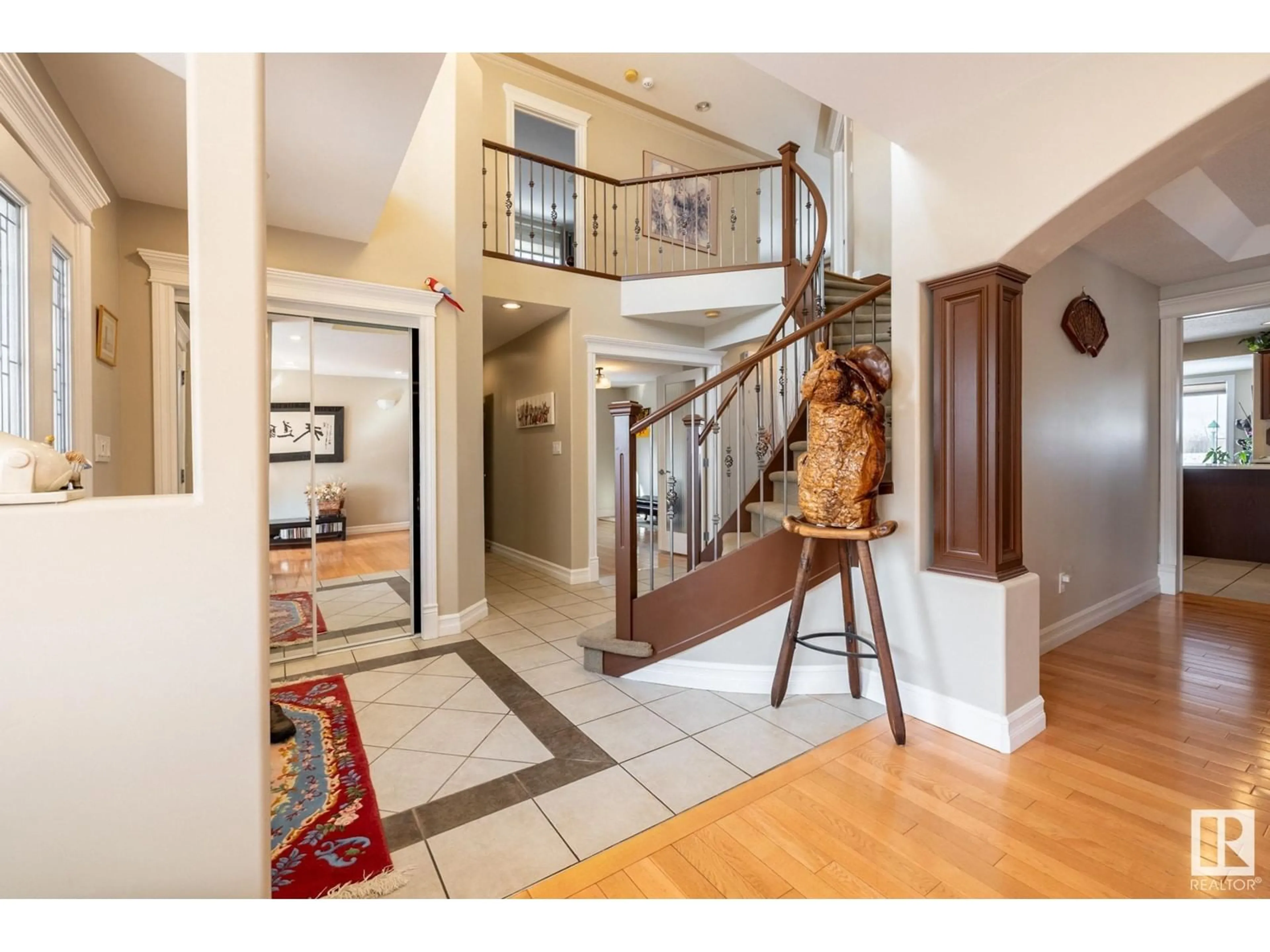 Indoor entryway for 1524 HASWELL CL, Edmonton Alberta T6R3J4
