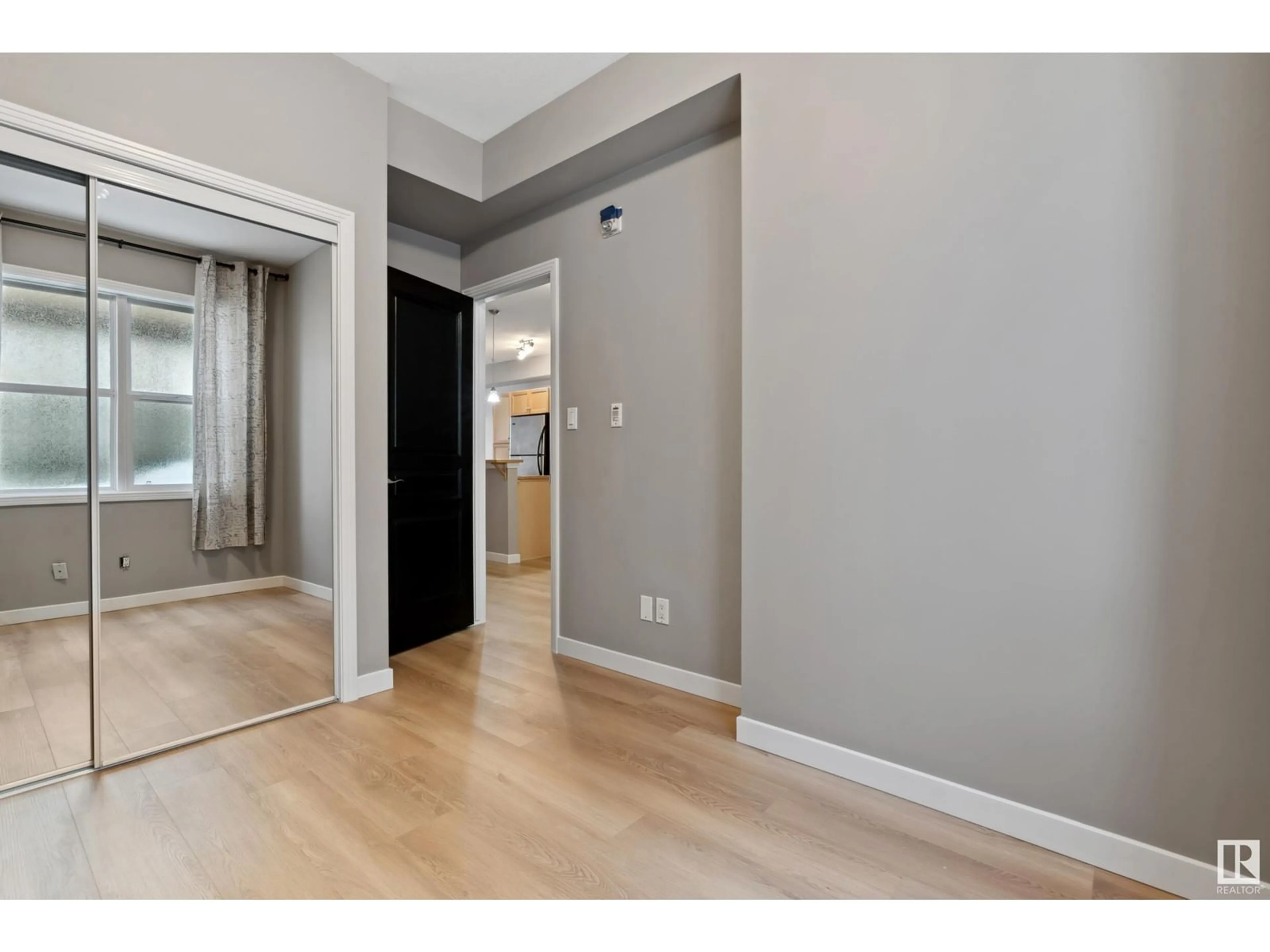 Indoor entryway for #211 - 10503 98 AV, Edmonton Alberta T5K0B2