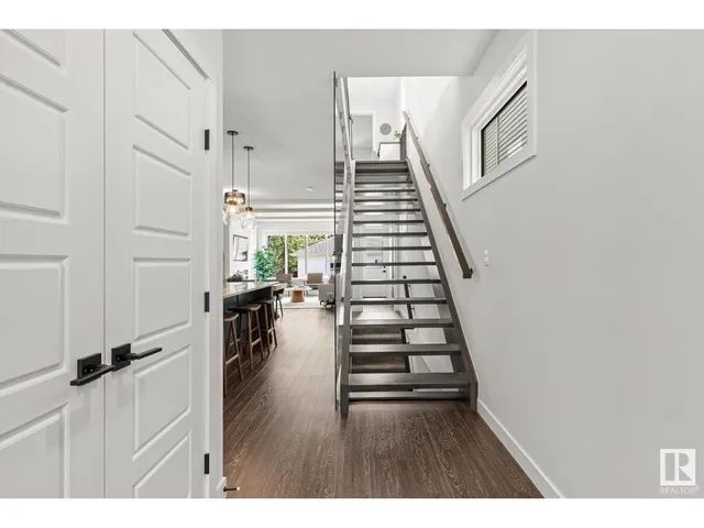 10221 135 ST NW, Edmonton 5