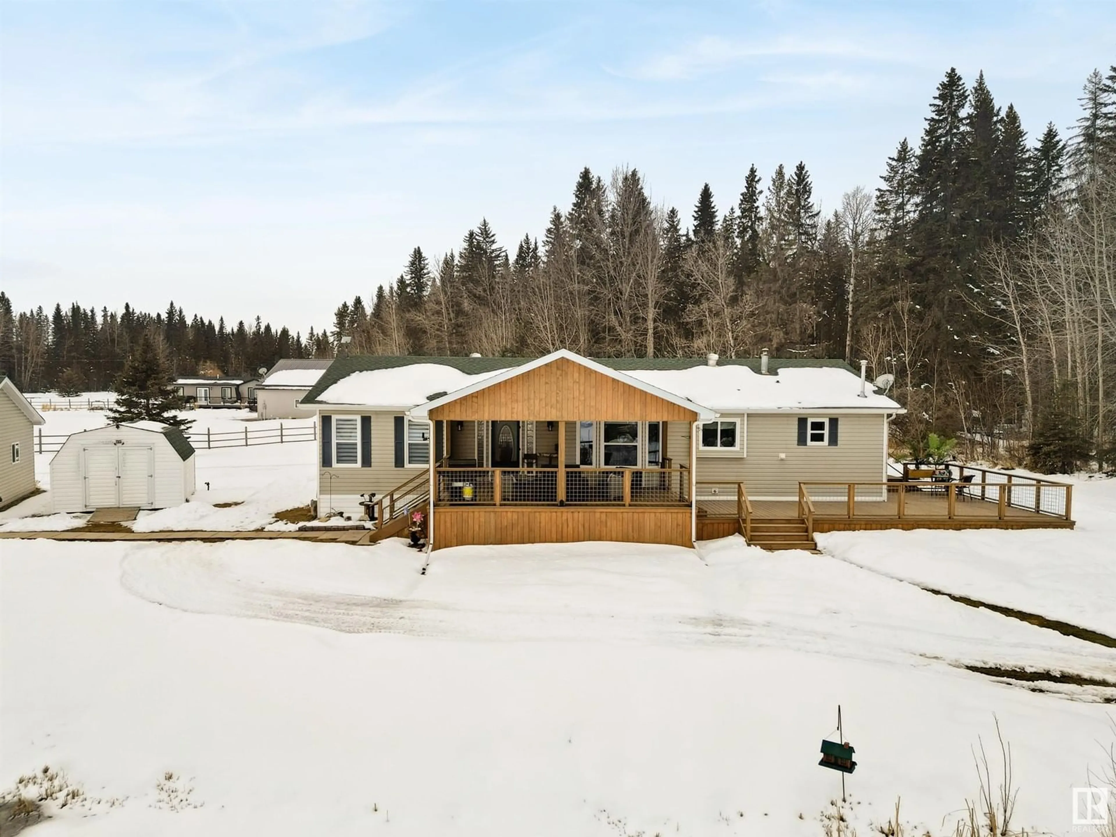 A pic from outside/outdoor area/front of a property/back of a property/a pic from drone, water/lake/river/ocean view for 2 TWP RD 464 TWP RD, Rural Wetaskiwin County Alberta T0C0T0
