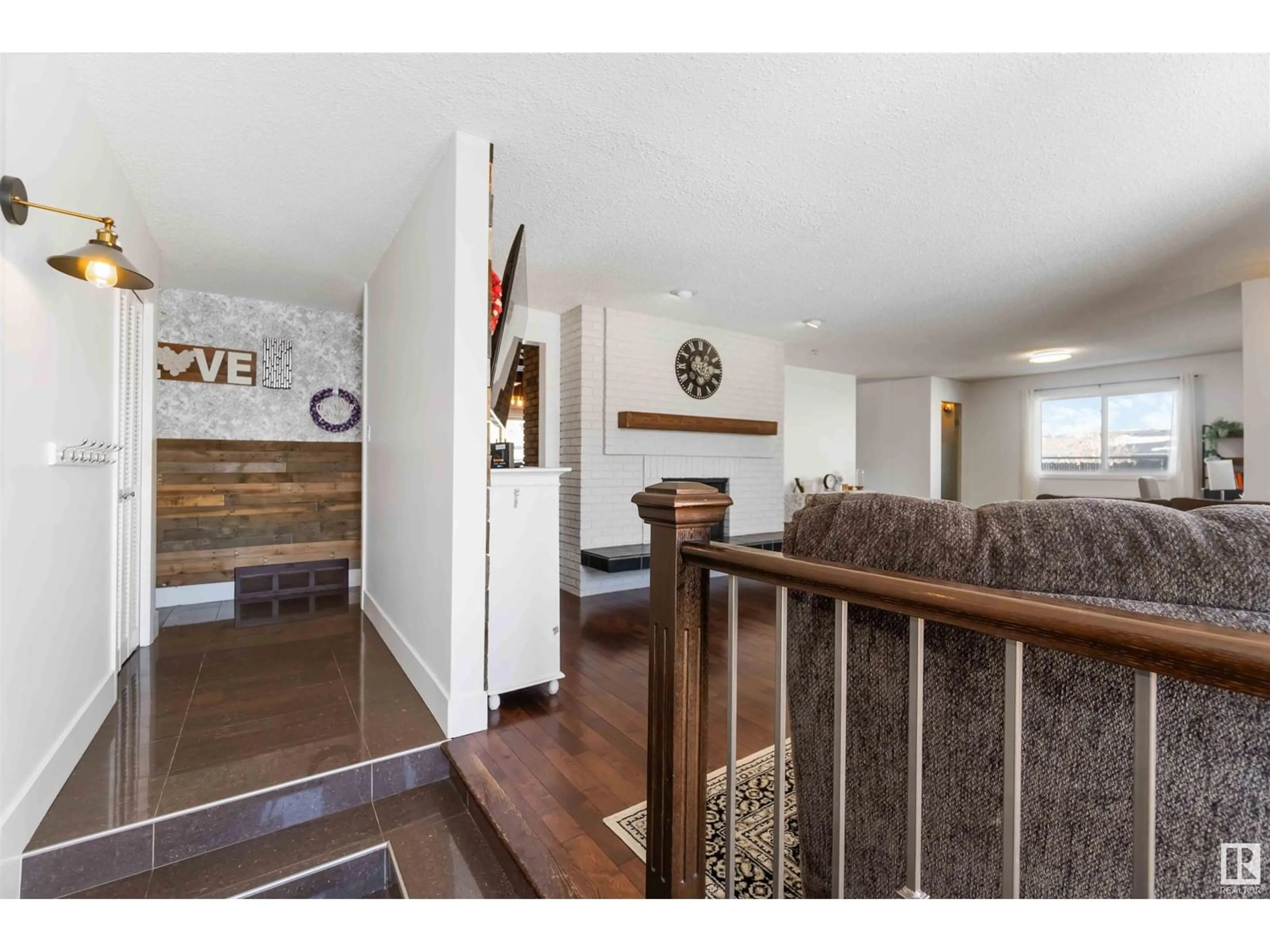 Indoor entryway for 11439 162A AV, Edmonton Alberta T5X2L6
