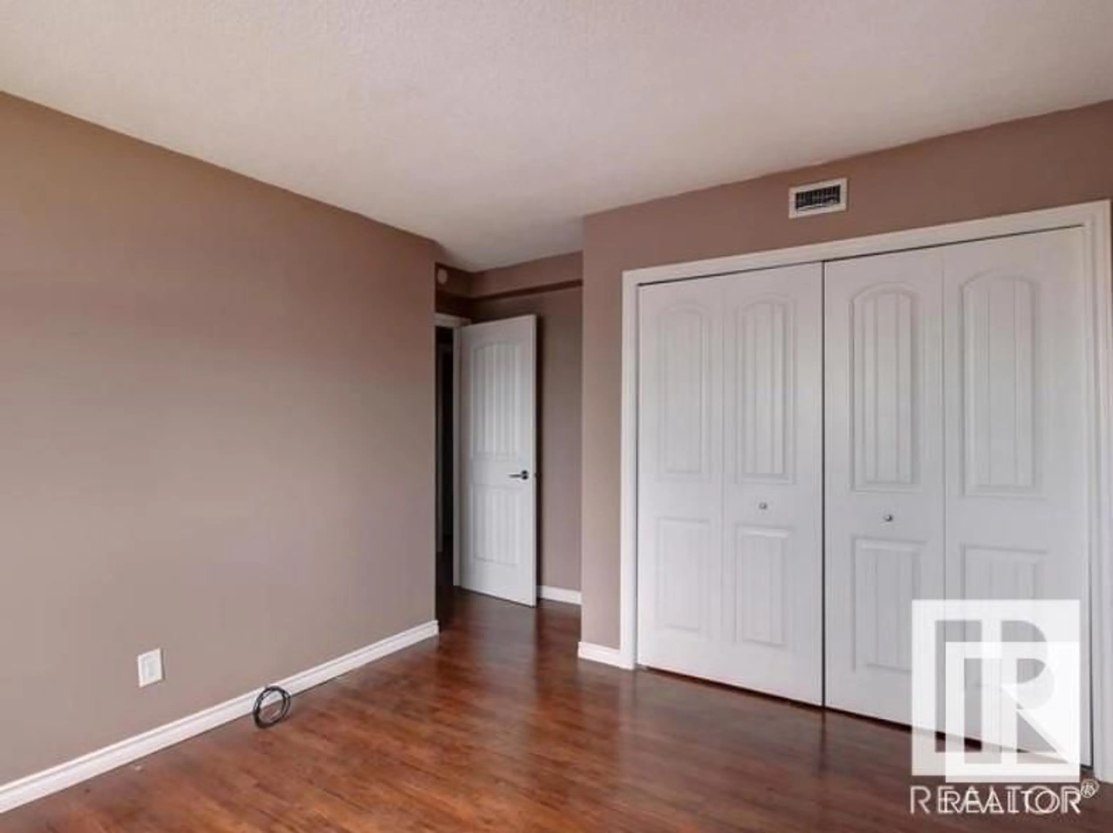 A pic of a room for #401 - 12331 JASPER AVE, Edmonton Alberta T5N3K6