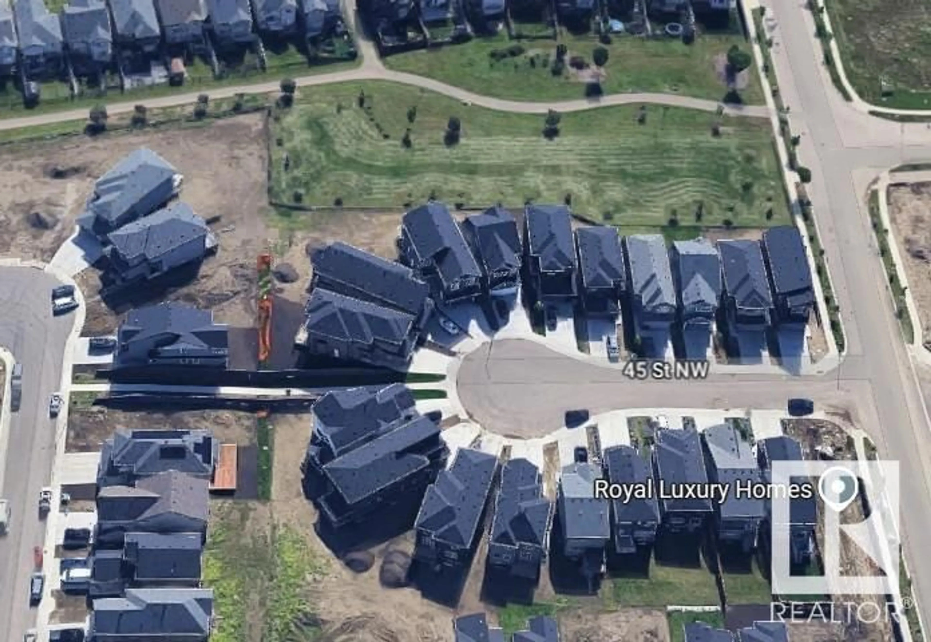 A pic from outside/outdoor area/front of a property/back of a property/a pic from drone, street for NW - 17024 45 ST, Edmonton Alberta T5Y4E4