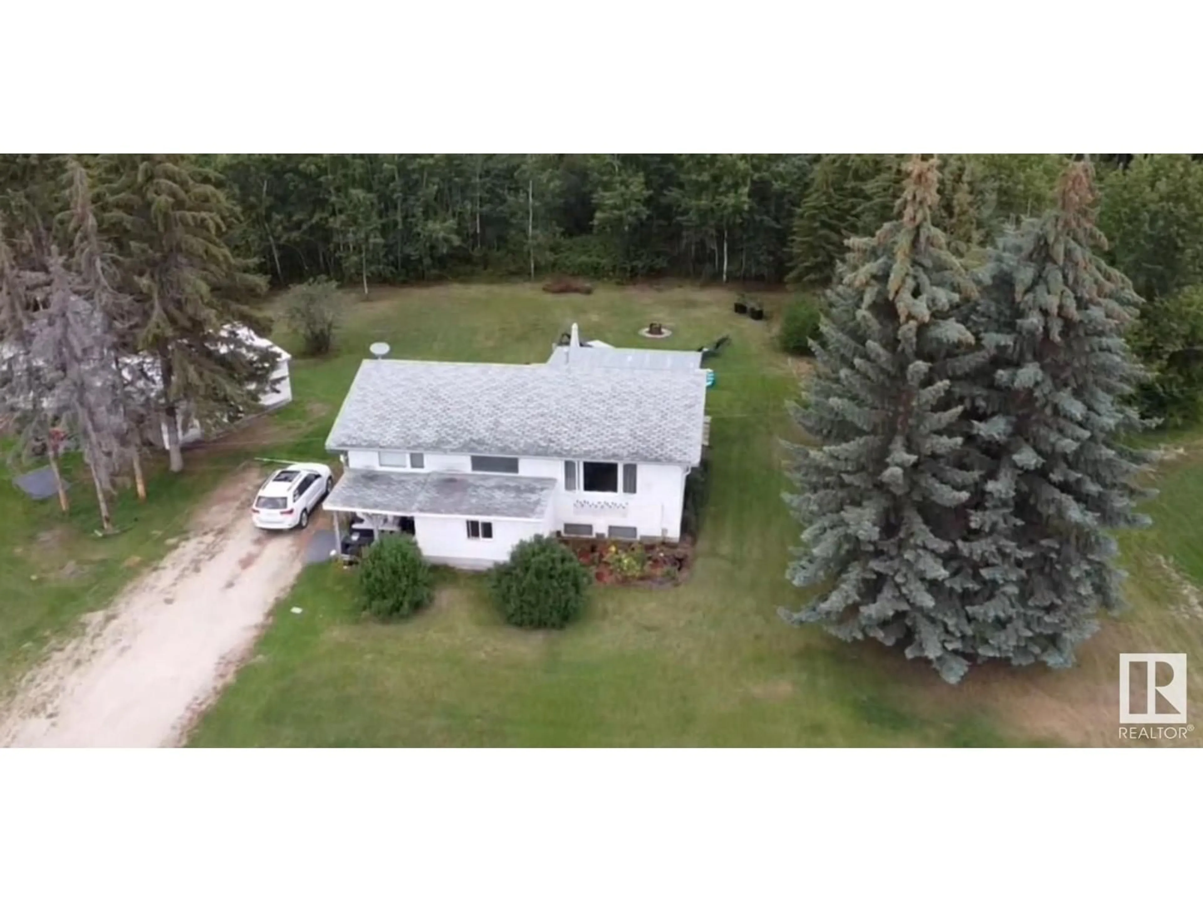 A pic from outside/outdoor area/front of a property/back of a property/a pic from drone, unknown for 55502 NIKOODI RD, Rural Lac Ste. Anne County Alberta T0E0X0