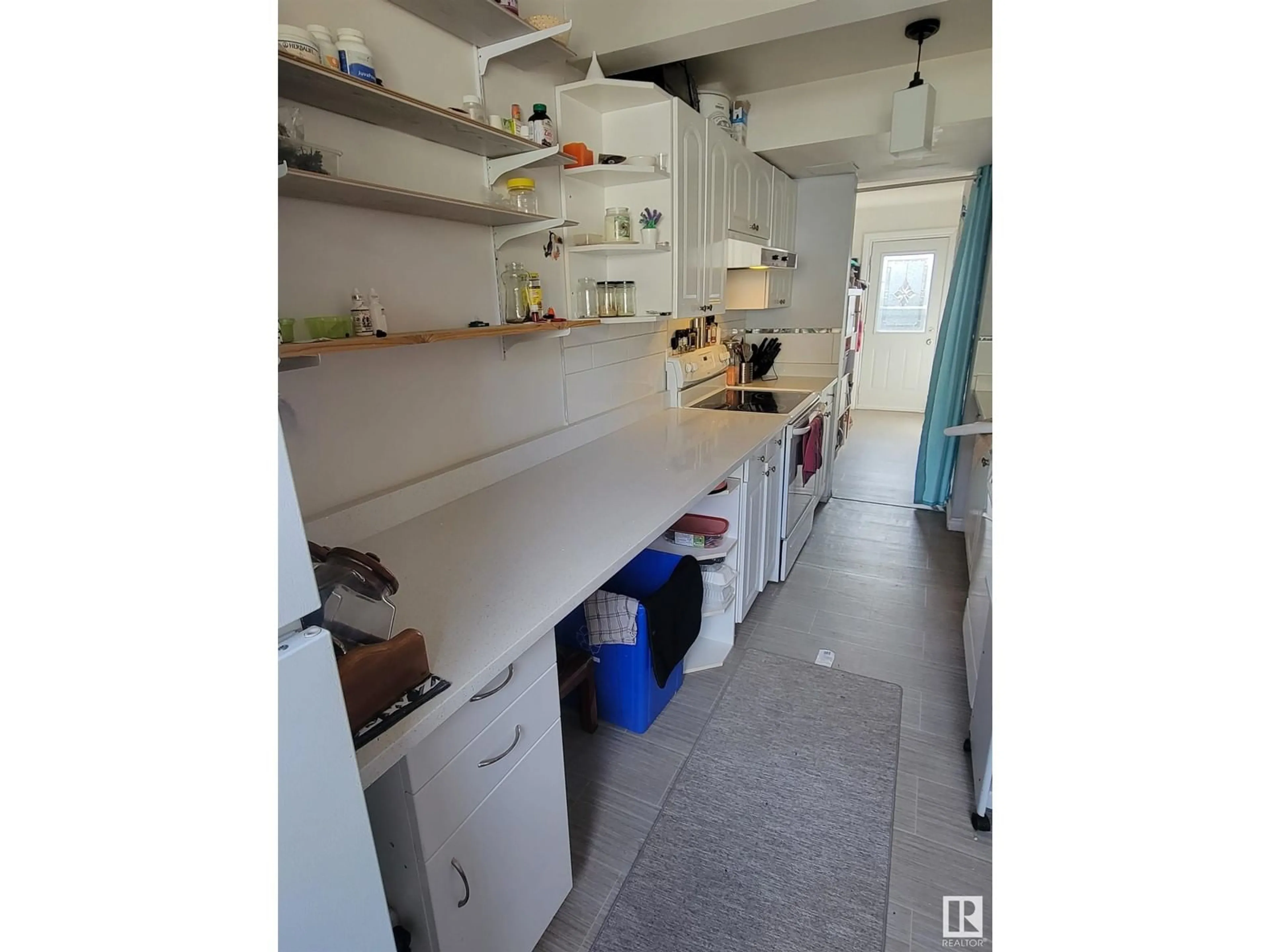Standard kitchen, unknown for 892 ABBOTTSFIELD RD, Edmonton Alberta T5W4R4