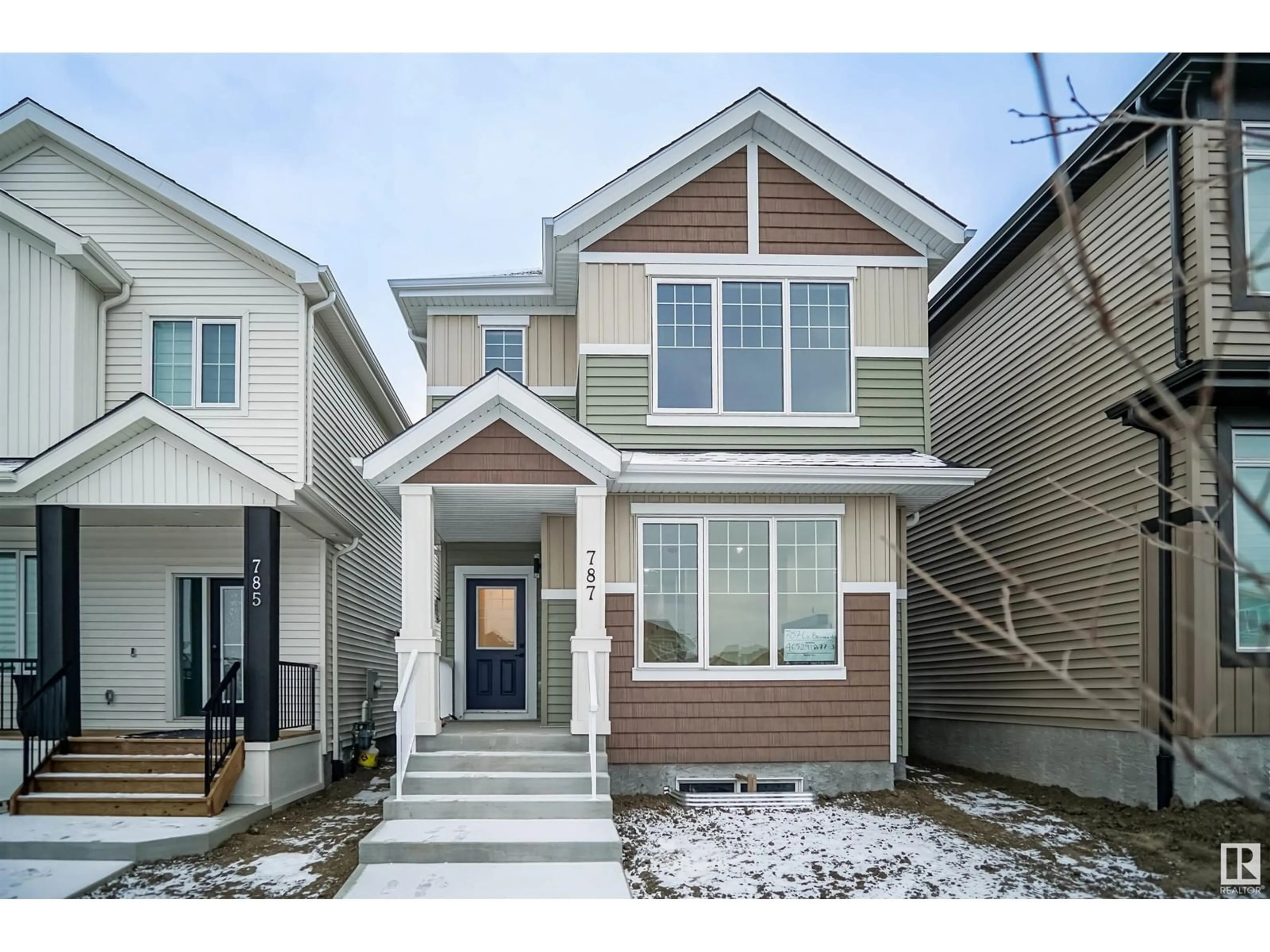 Home with vinyl exterior material, street for 80 Blackbird BN, Fort Saskatchewan Alberta T8L1X5