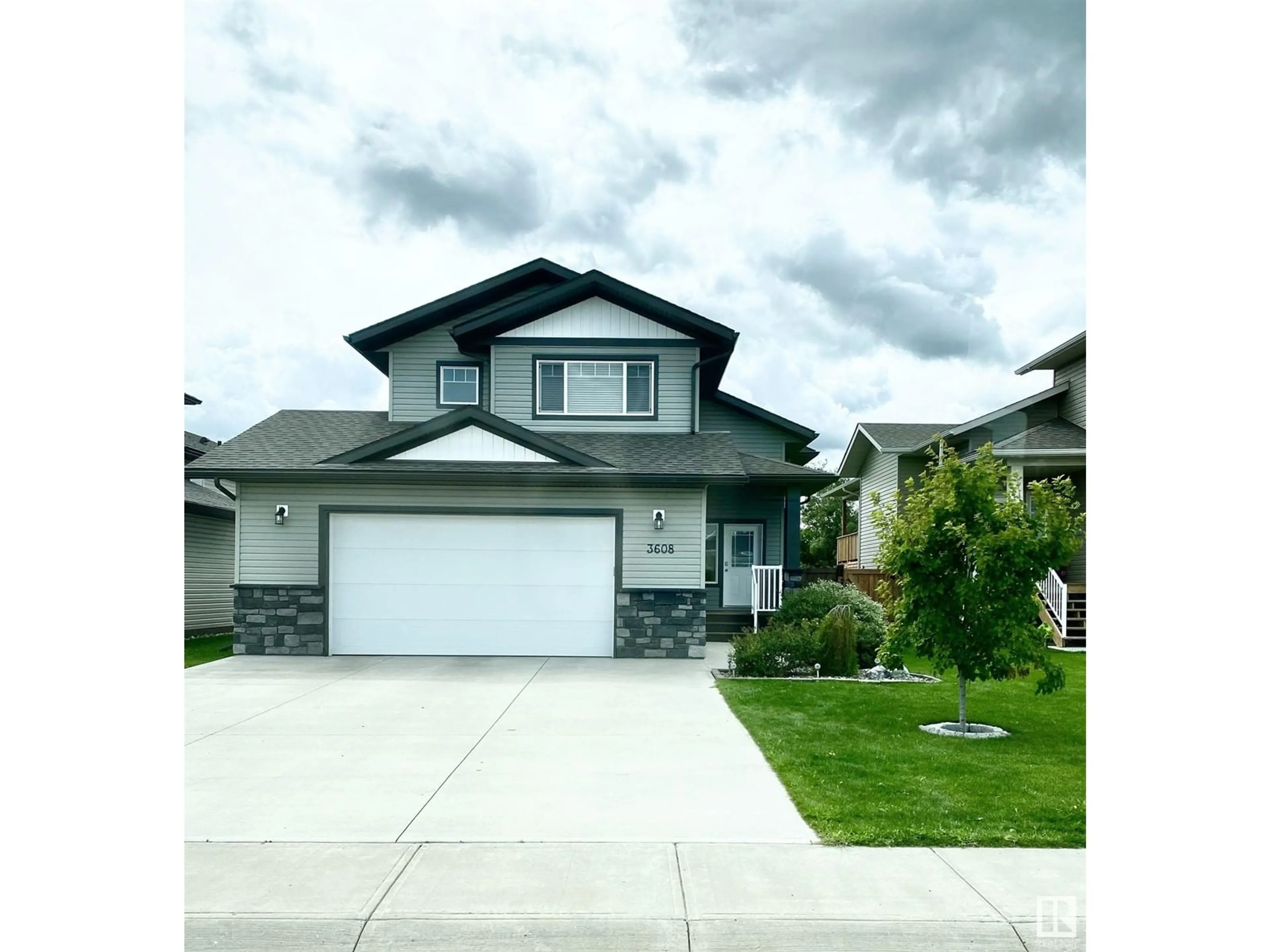 Home with vinyl exterior material, street for 3608 BEAU VISTA BV, Bonnyville Town Alberta T9N0C8