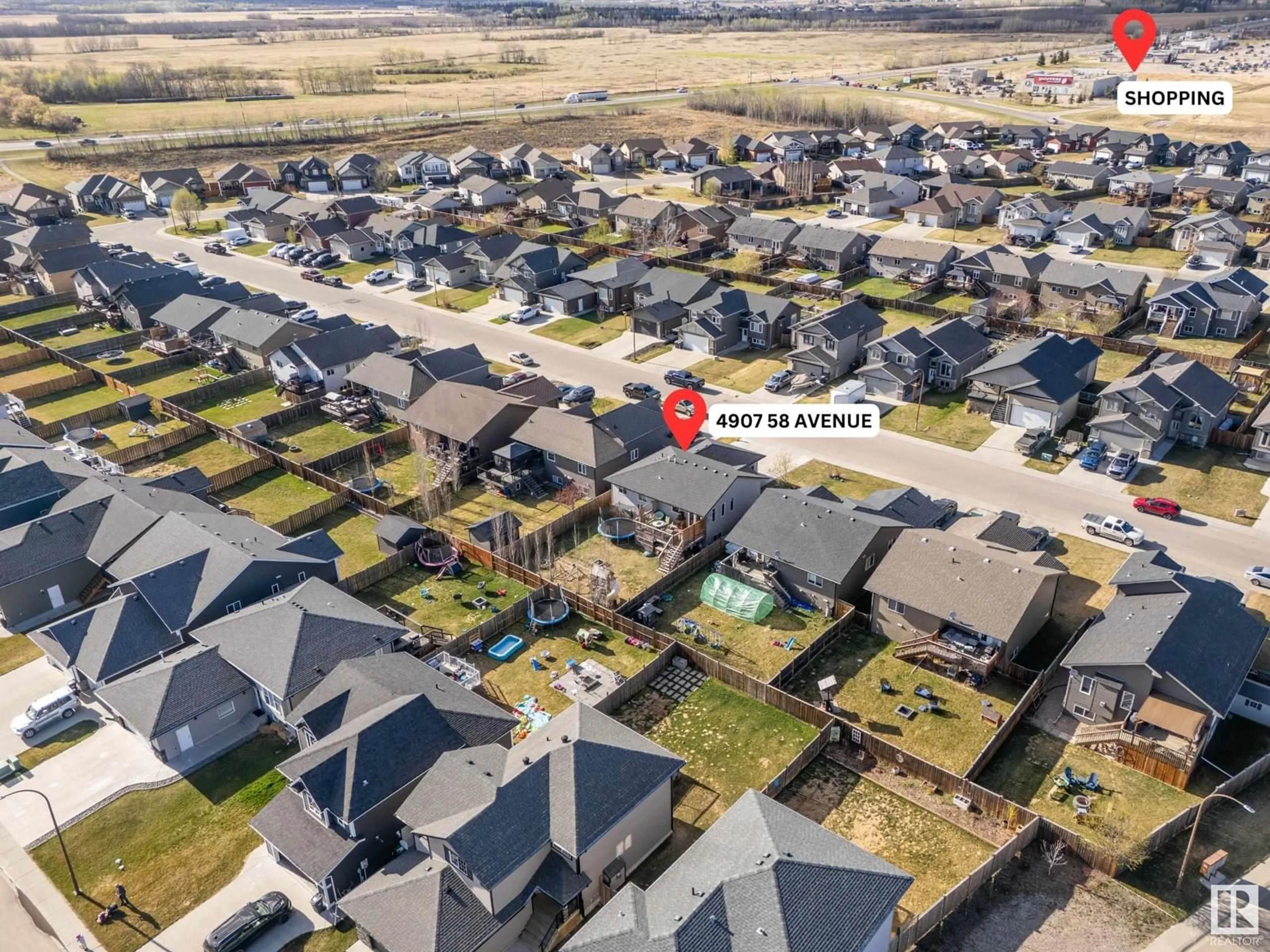 A pic from outside/outdoor area/front of a property/back of a property/a pic from drone, street for 4907 58 AVE, Cold Lake Alberta T9M0E8