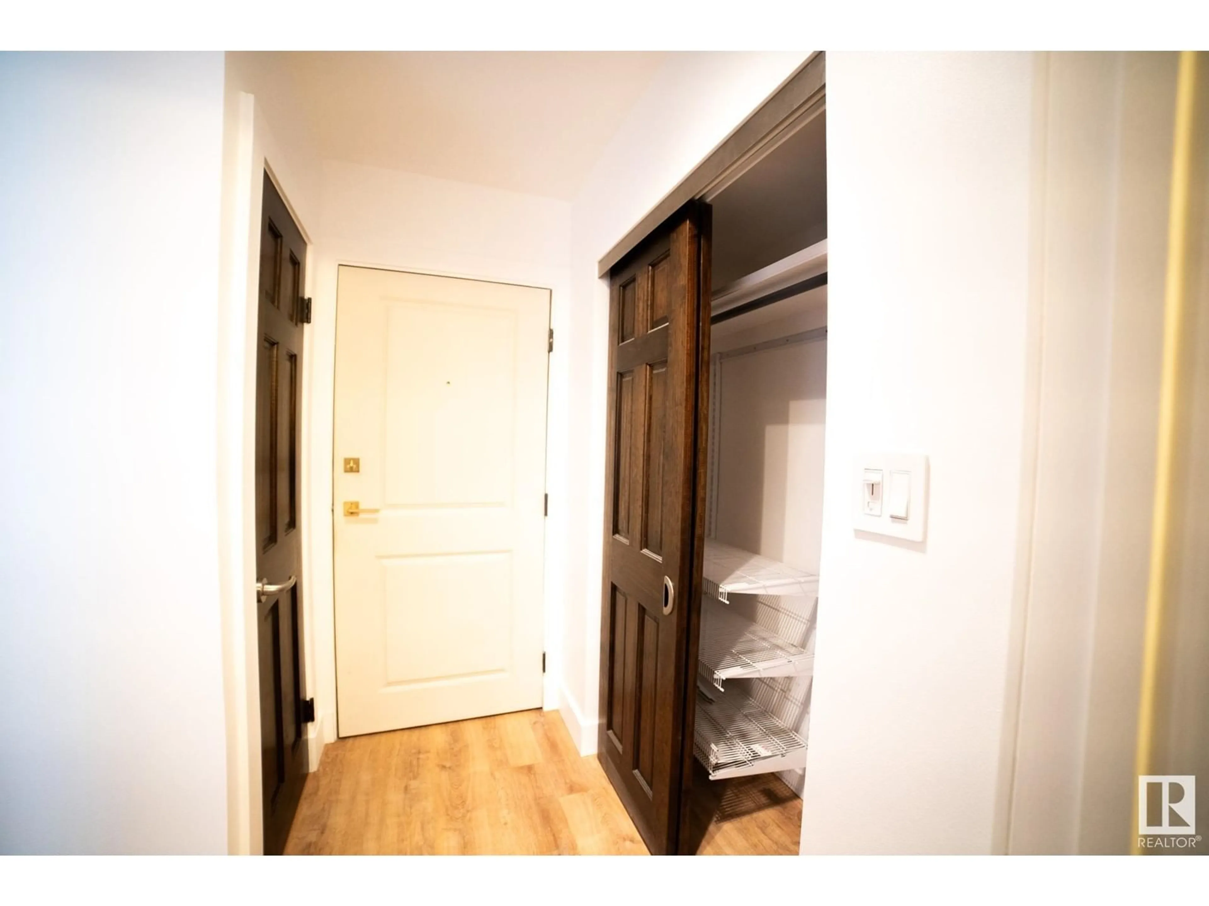 Indoor entryway for 11025 - 711 JASPER AV, Edmonton Alberta T5K0K7