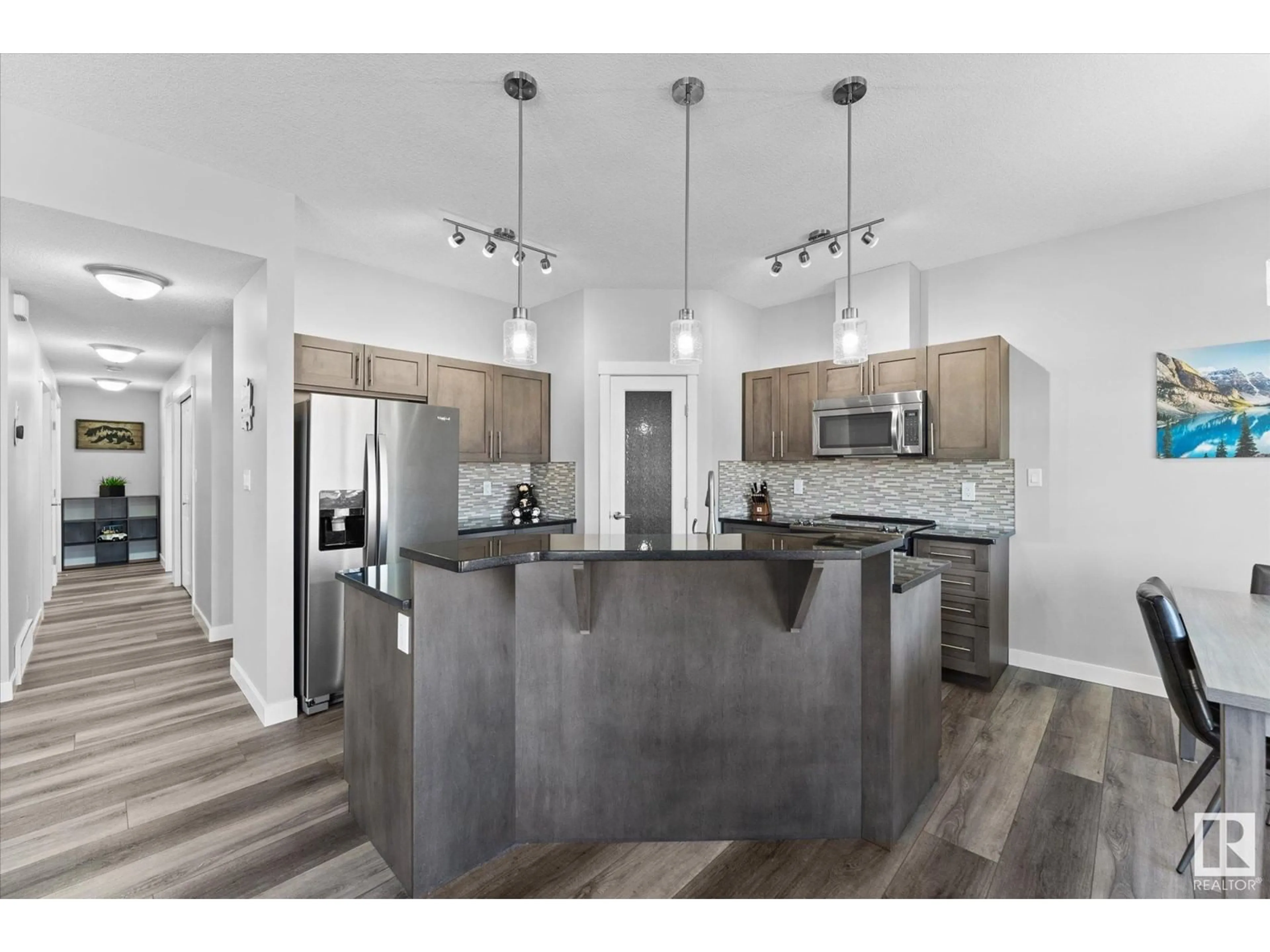 Open concept kitchen, unknown for 1803 GRAYBRIAR GR, Stony Plain Alberta T7Z0G1