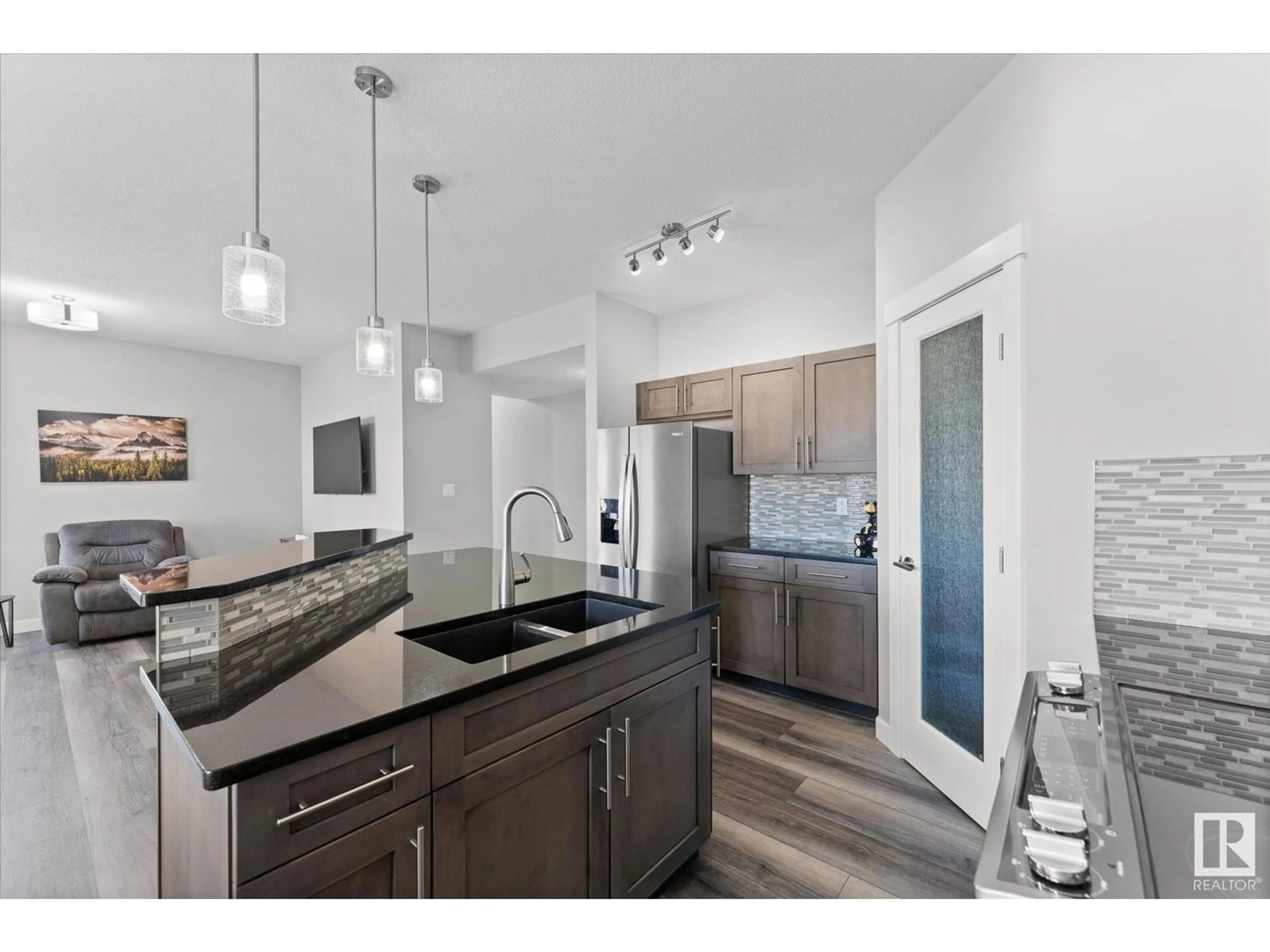 Open concept kitchen, unknown for 1803 GRAYBRIAR GR, Stony Plain Alberta T7Z0G1