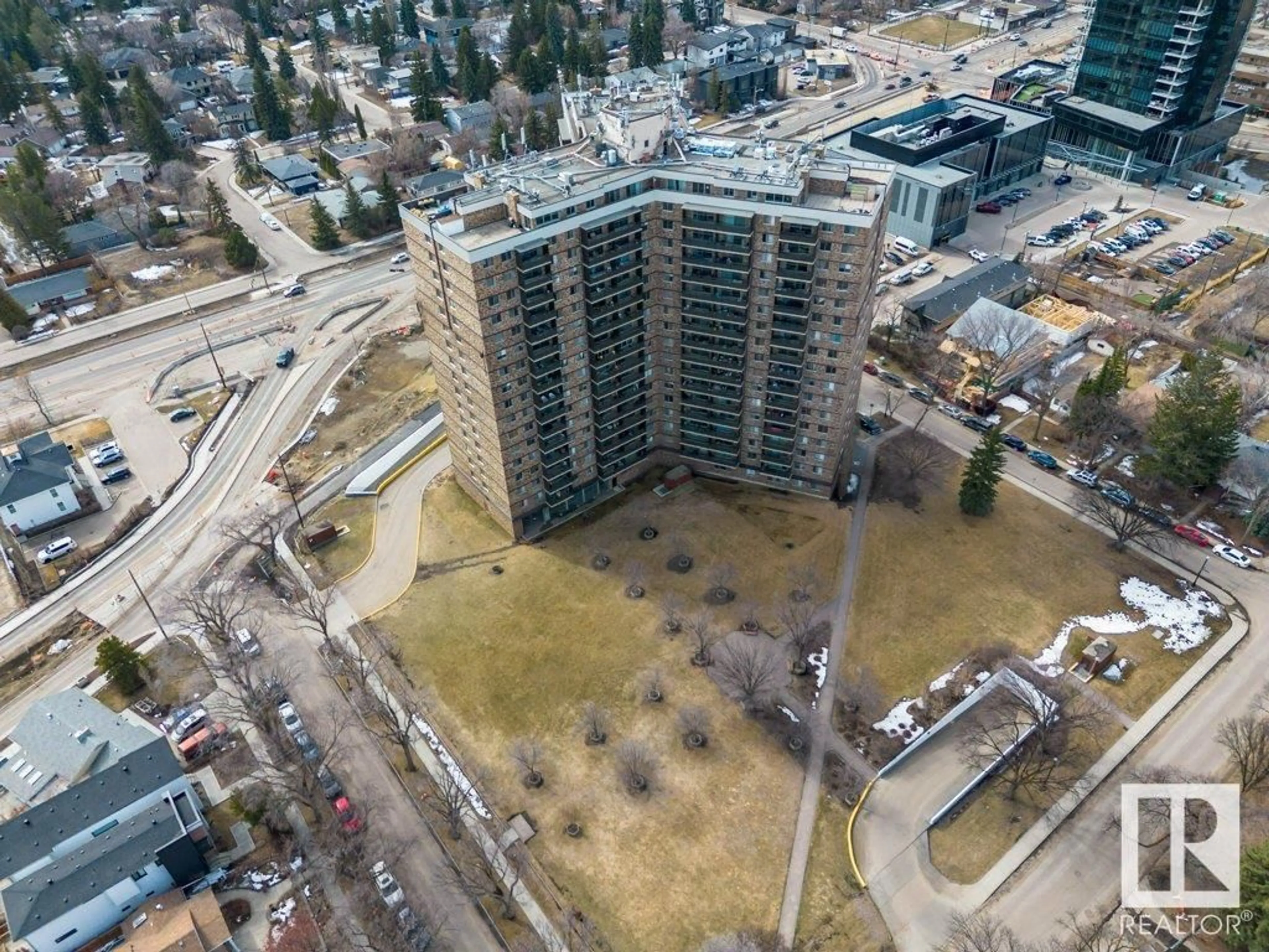 A pic from outside/outdoor area/front of a property/back of a property/a pic from drone, city buildings view from balcony for 13910 - 511 STONY PLAIN RD, Edmonton Alberta T5N3R2