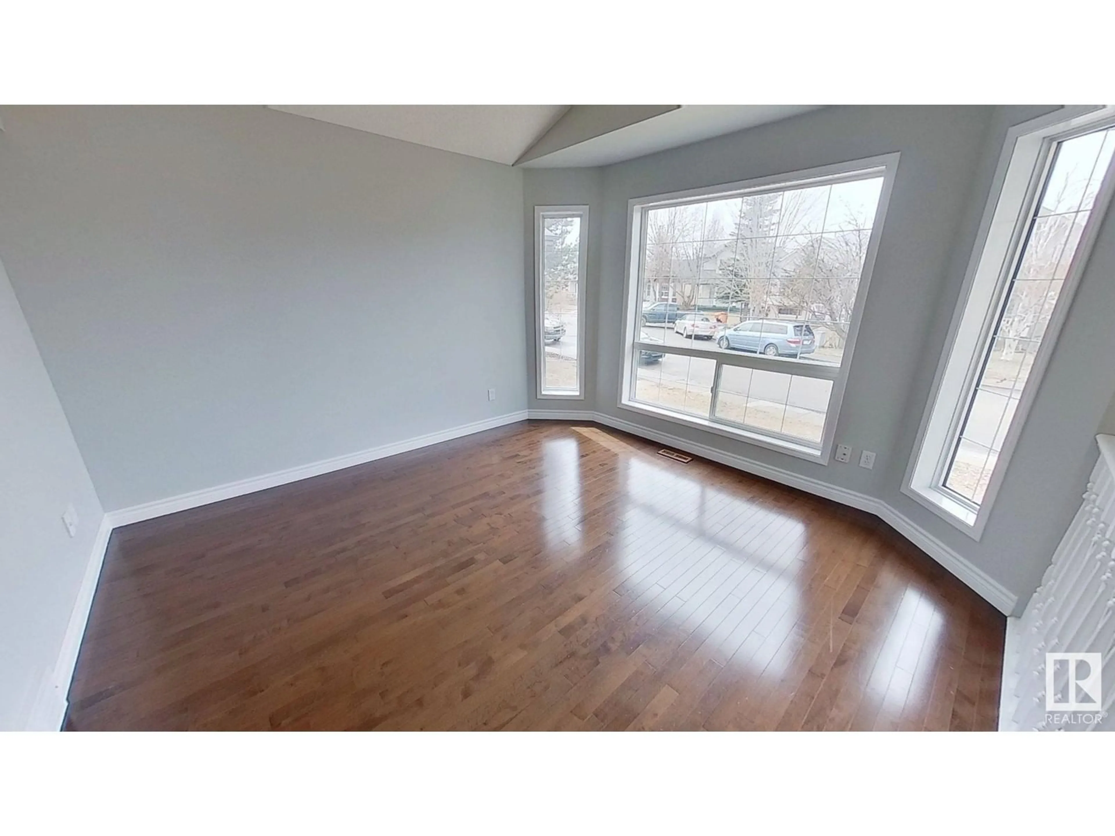 A pic of a room for NW - 3827 22 ST, Edmonton Alberta T6T1K8