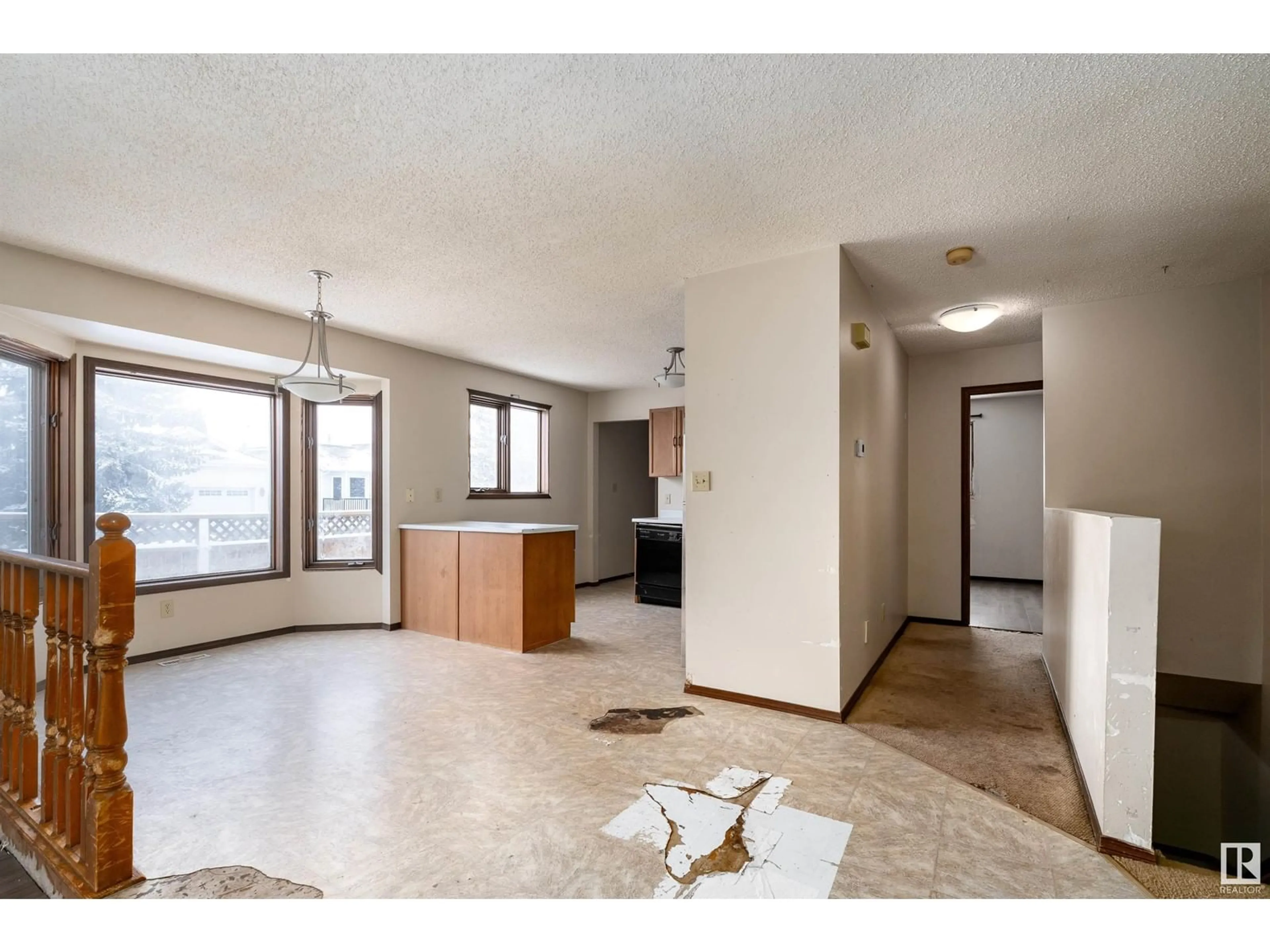 Unknown for NW - 7519 189 ST, Edmonton Alberta T5T5J1