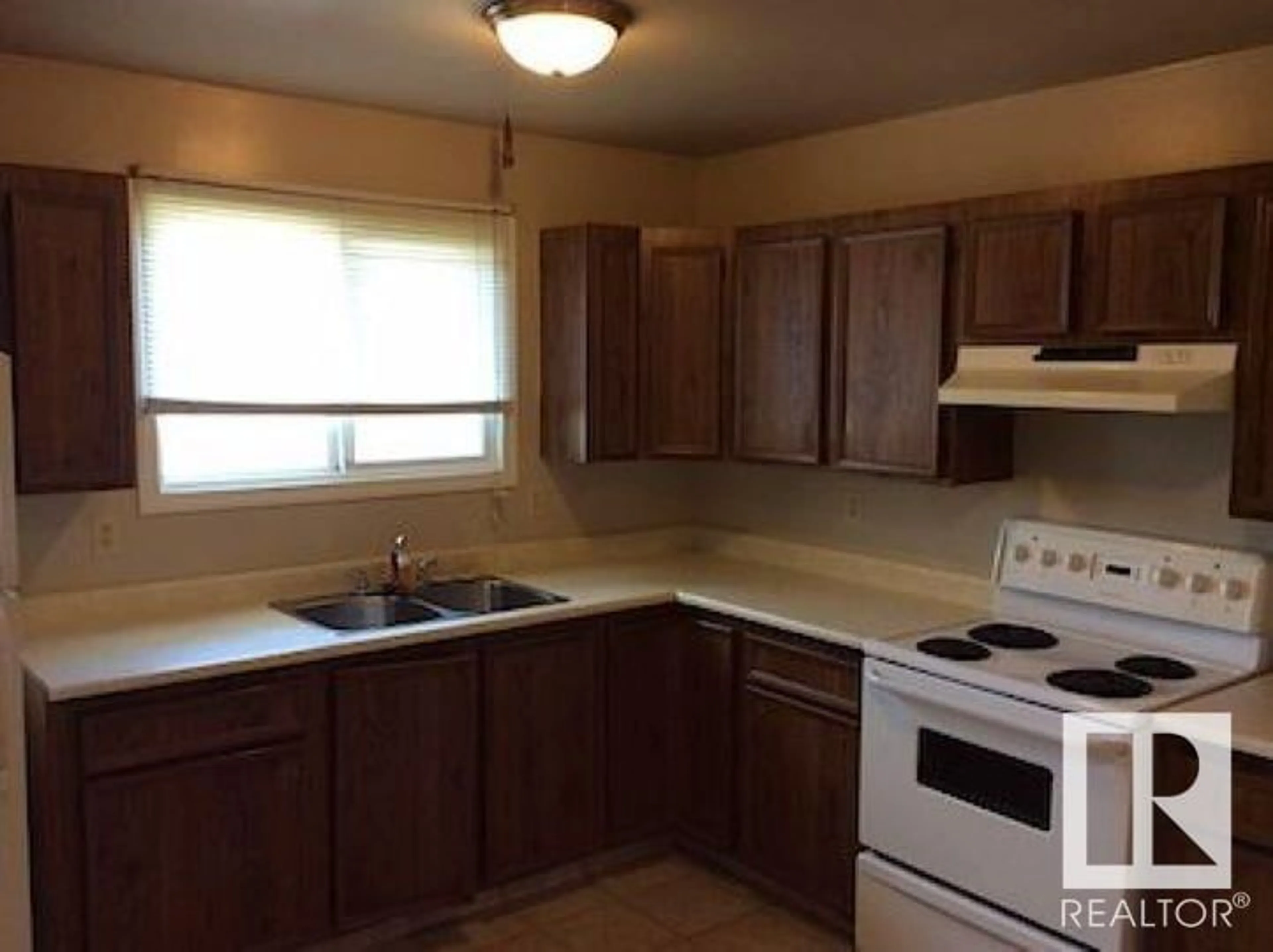 Standard kitchen, unknown for NW - 14618 25 ST, Edmonton Alberta T5Y1X4