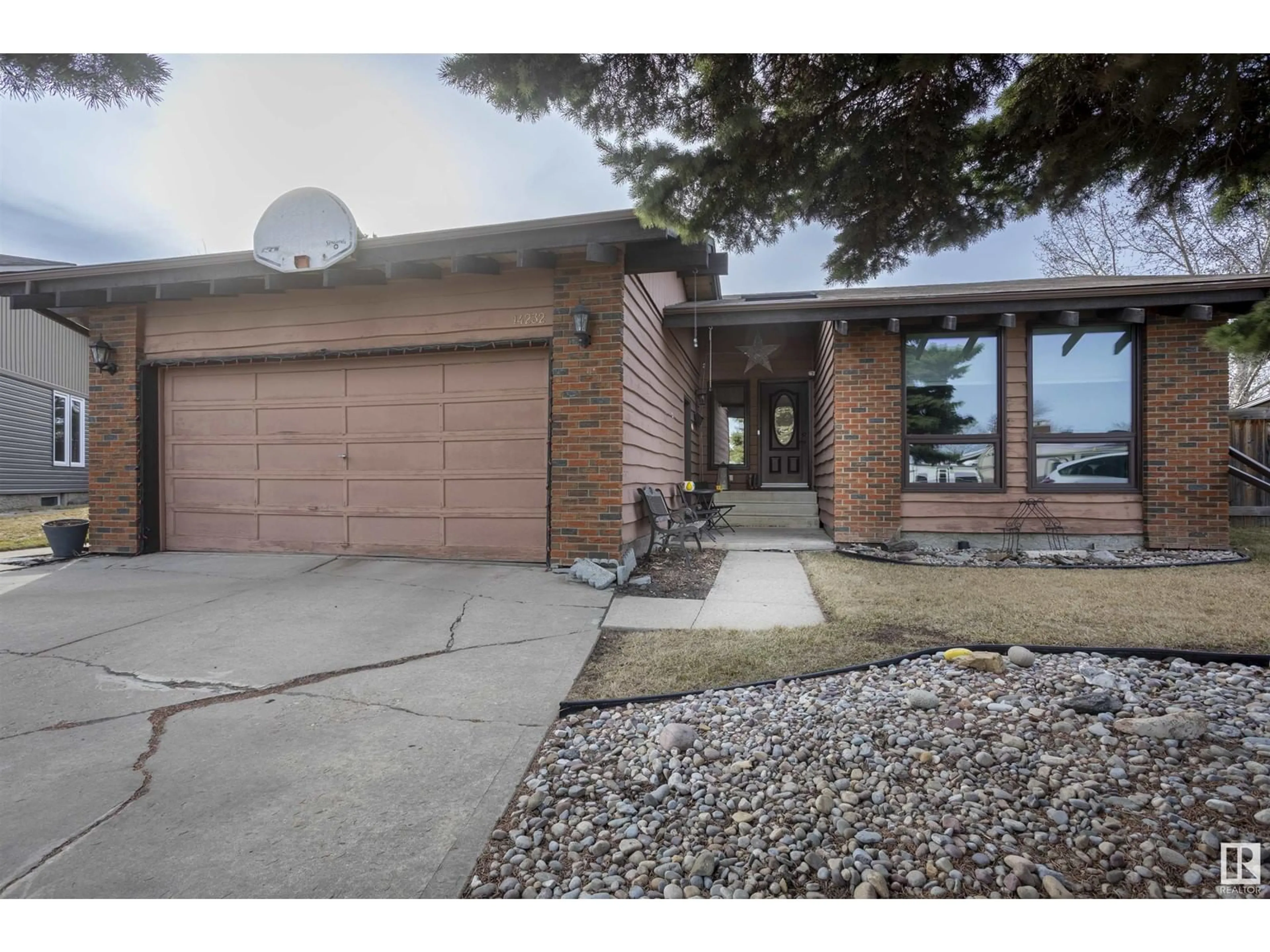 Unknown for 14232 30 ST, Edmonton Alberta T5Y1N9