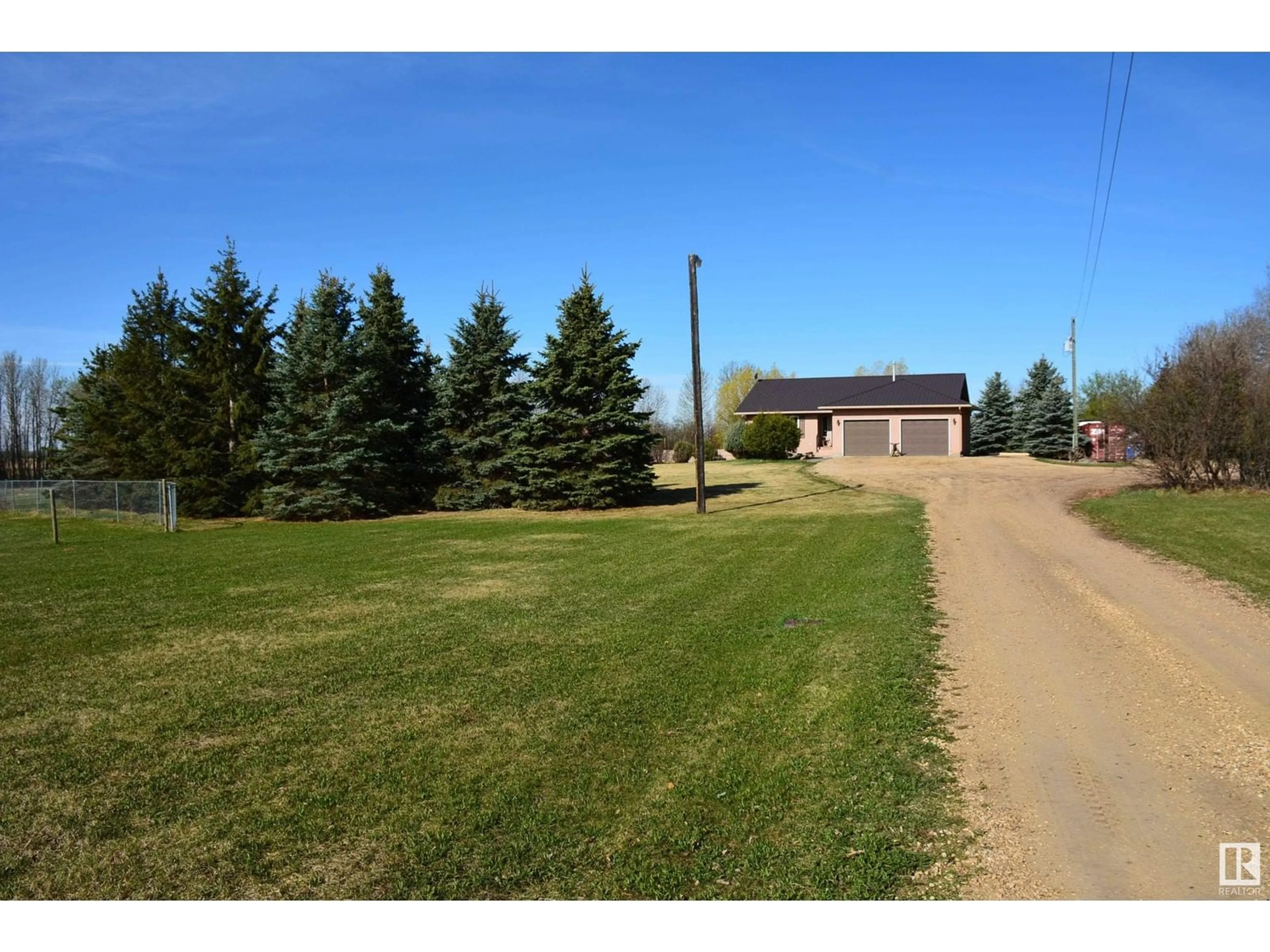 A pic from outside/outdoor area/front of a property/back of a property/a pic from drone, street for 60316 RANGE ROAD 61, Rural Barrhead County Alberta T0G2G0