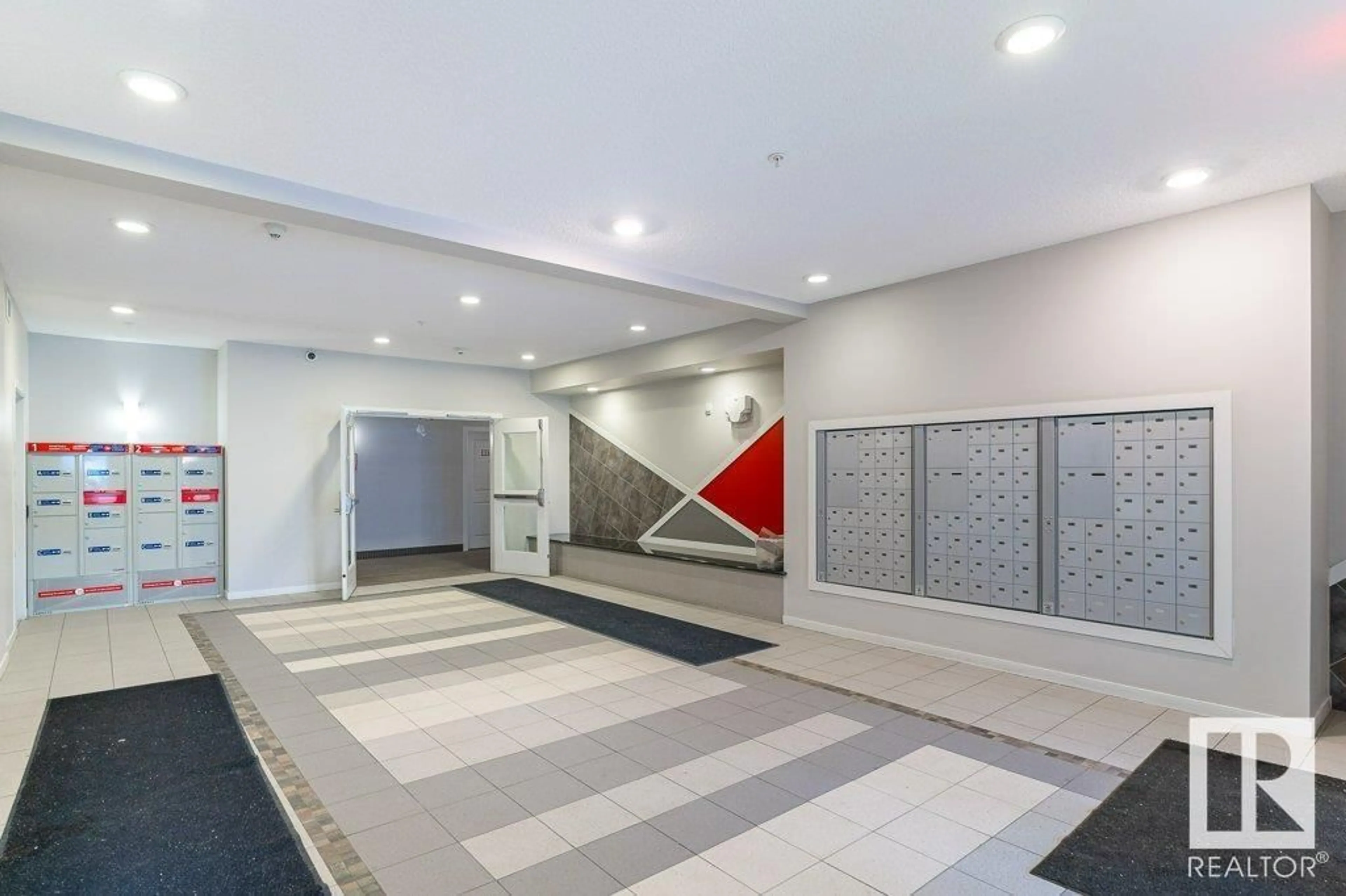Indoor foyer for #243 - 1818 RUTHERFORD RD, Edmonton Alberta T6W2K6