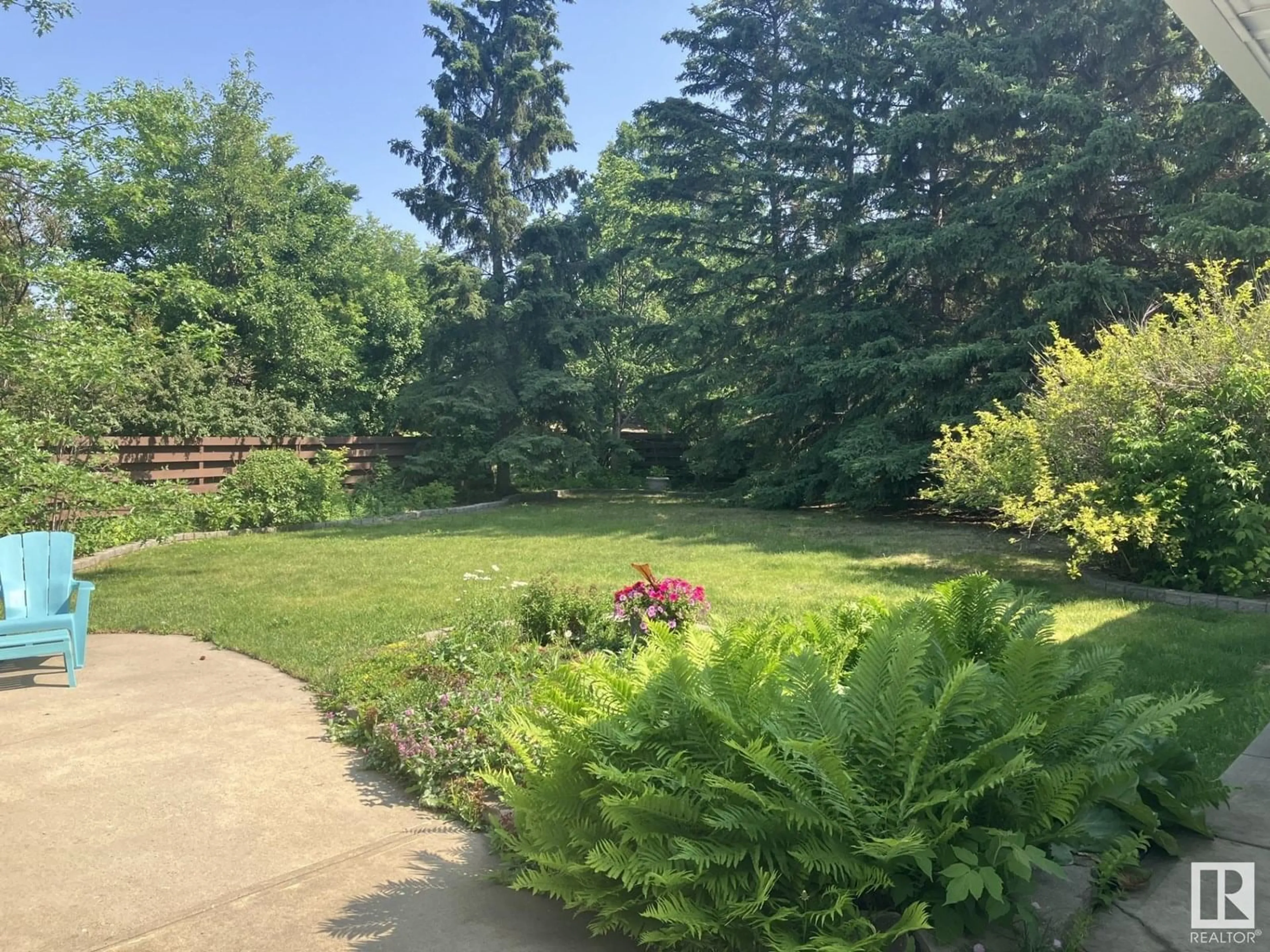 Patio, forest/trees view for 5831 143 A ST NW, Edmonton Alberta T6H4G4