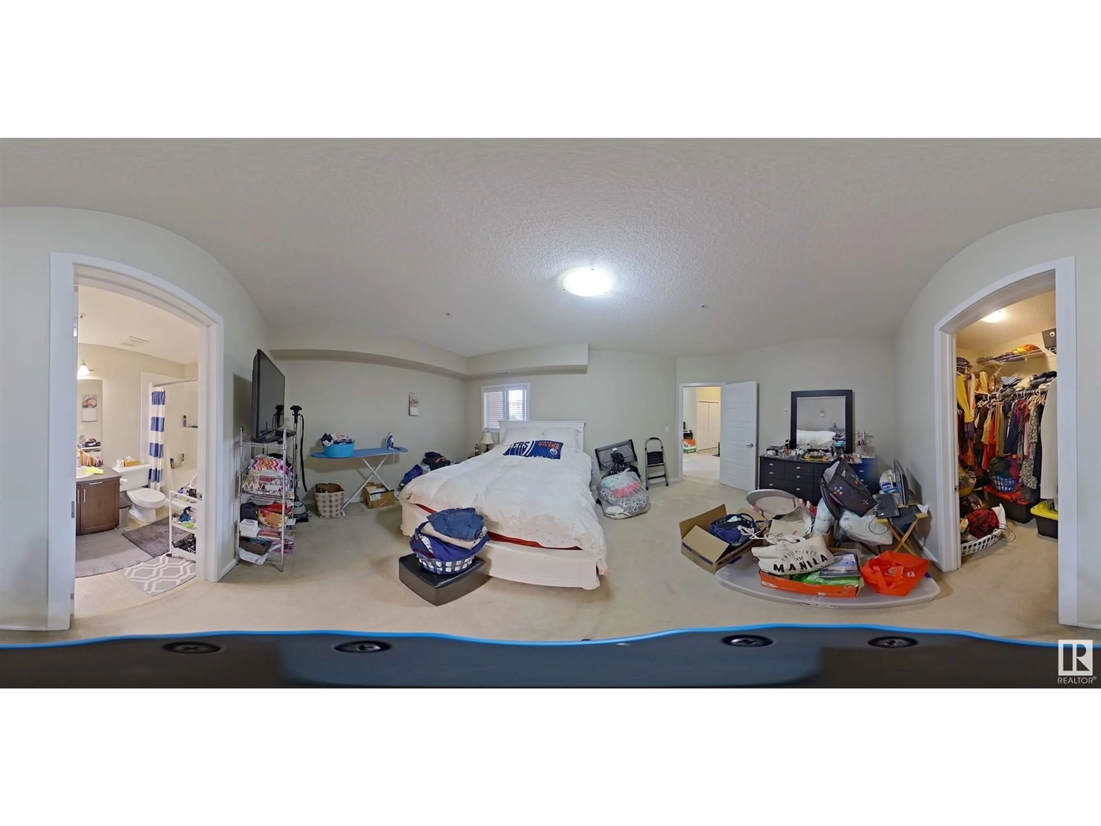 Indoor garage for NW - 13835 155 AV, Edmonton Alberta T6V0B7