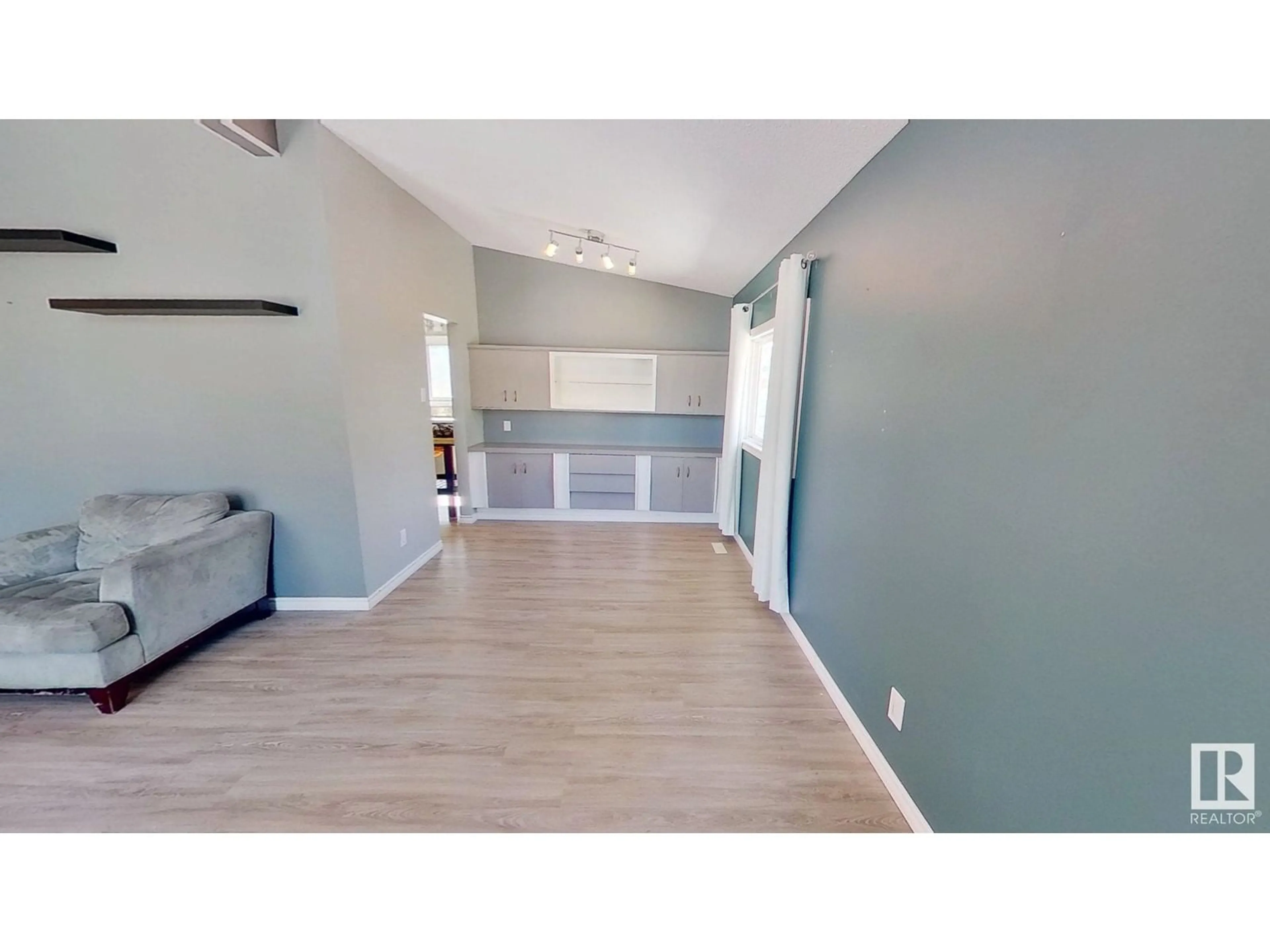 A pic of a room for 12 IVY CR, Sherwood Park Alberta T8A1W4