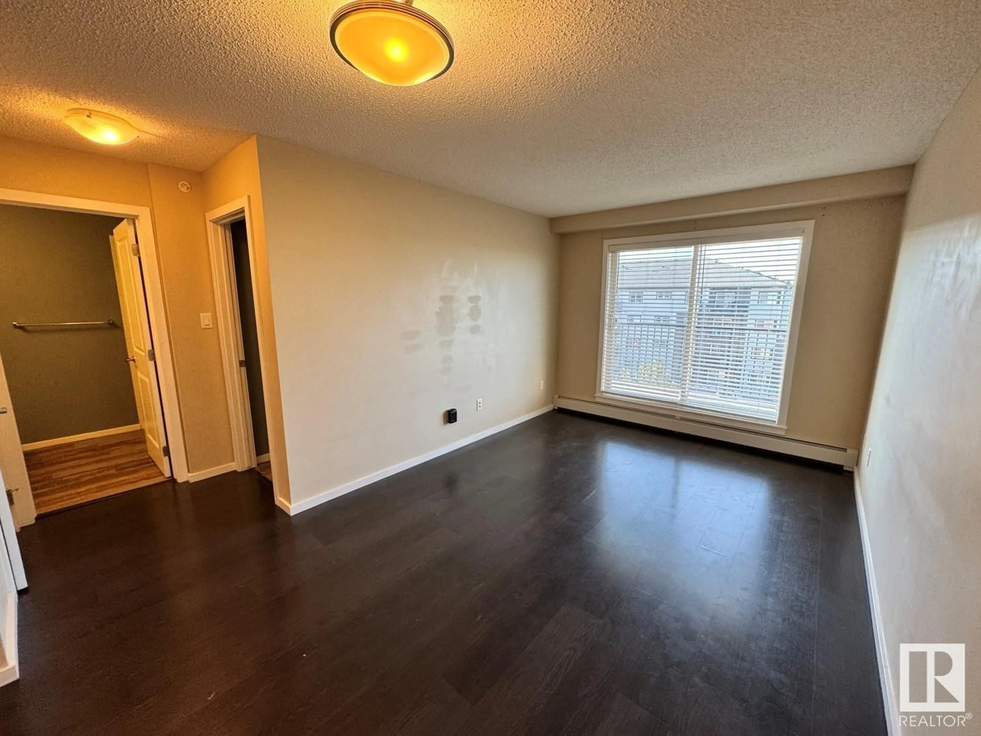 A pic of a room for #401 - 508 ALBANY WY, Edmonton Alberta T6V0L1