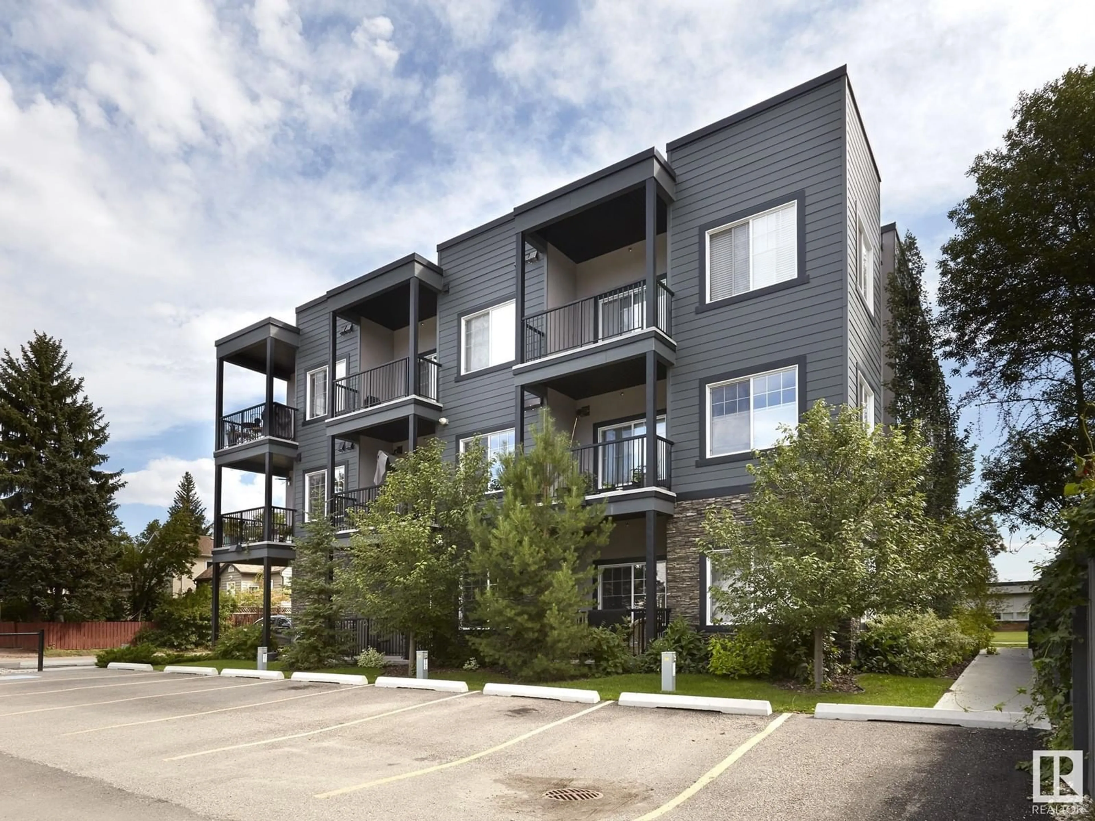 A pic from outside/outdoor area/front of a property/back of a property/a pic from drone, unknown for #301 - 6720 112 ST, Edmonton Alberta T6H3J8