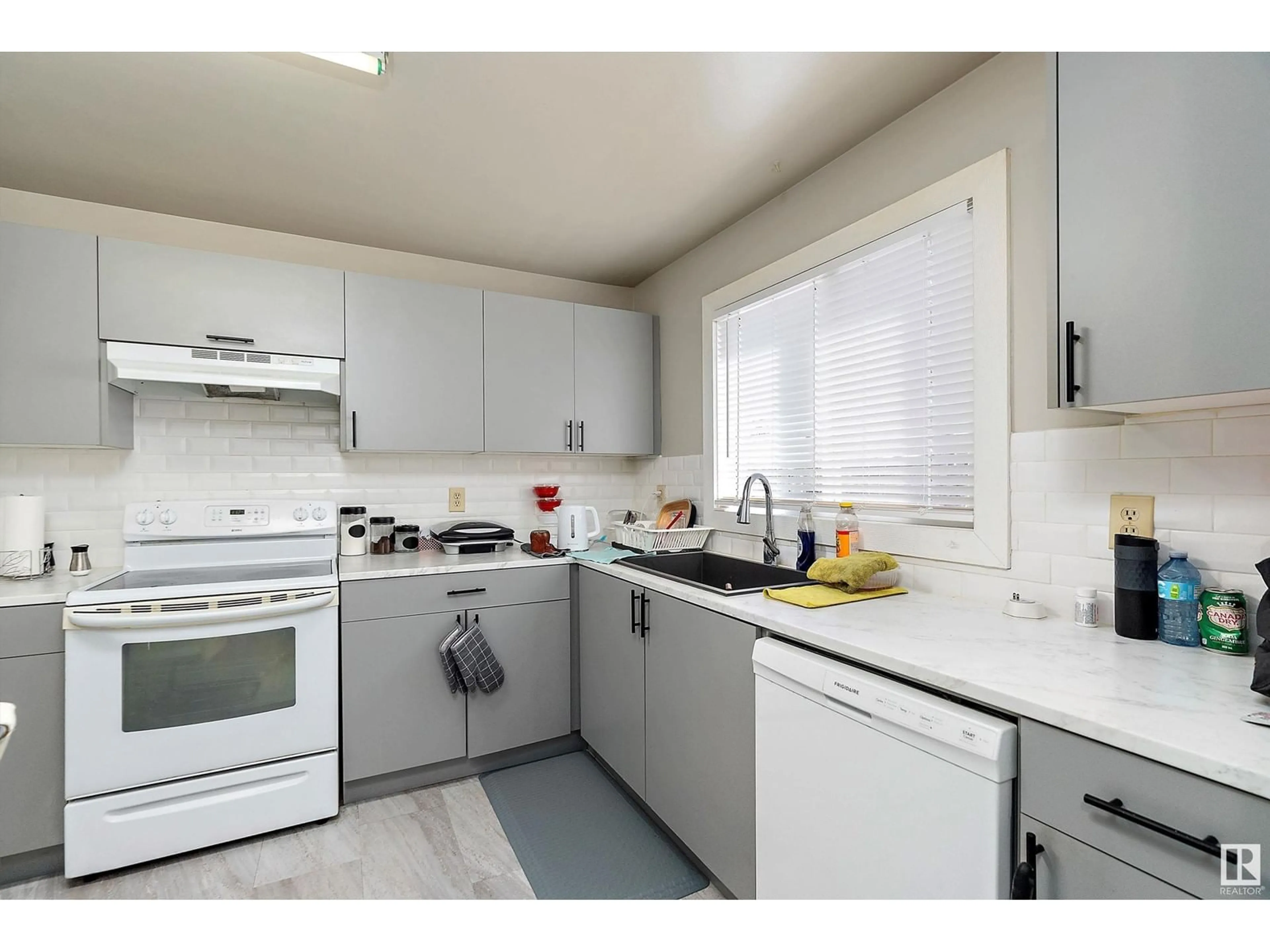 Standard kitchen, unknown for 16431A 115 STREET, Edmonton Alberta T5X5E8
