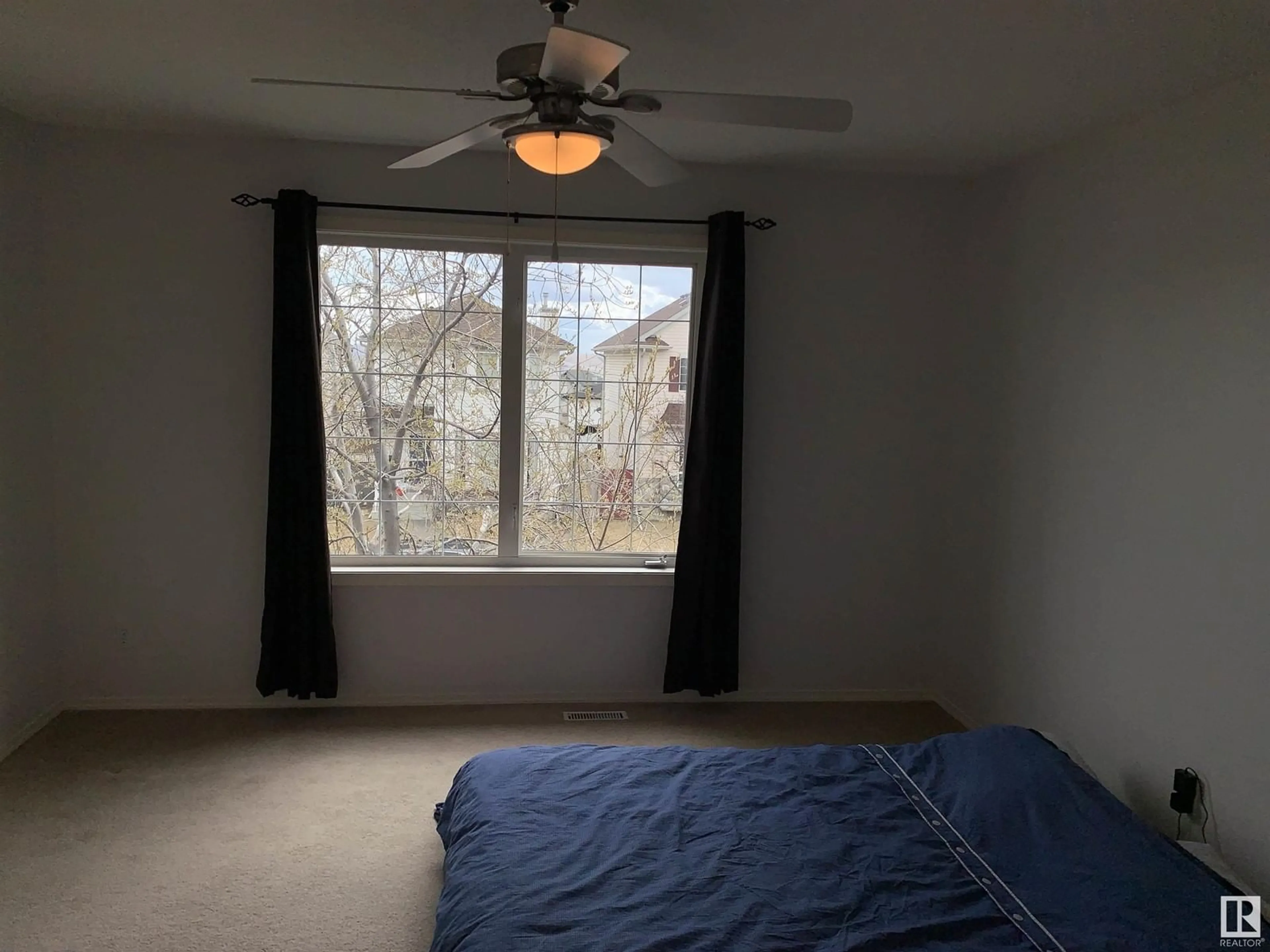 A pic of a room for 207 ARBOUR MEADOWS CL, Calgary Alberta T3G5J3