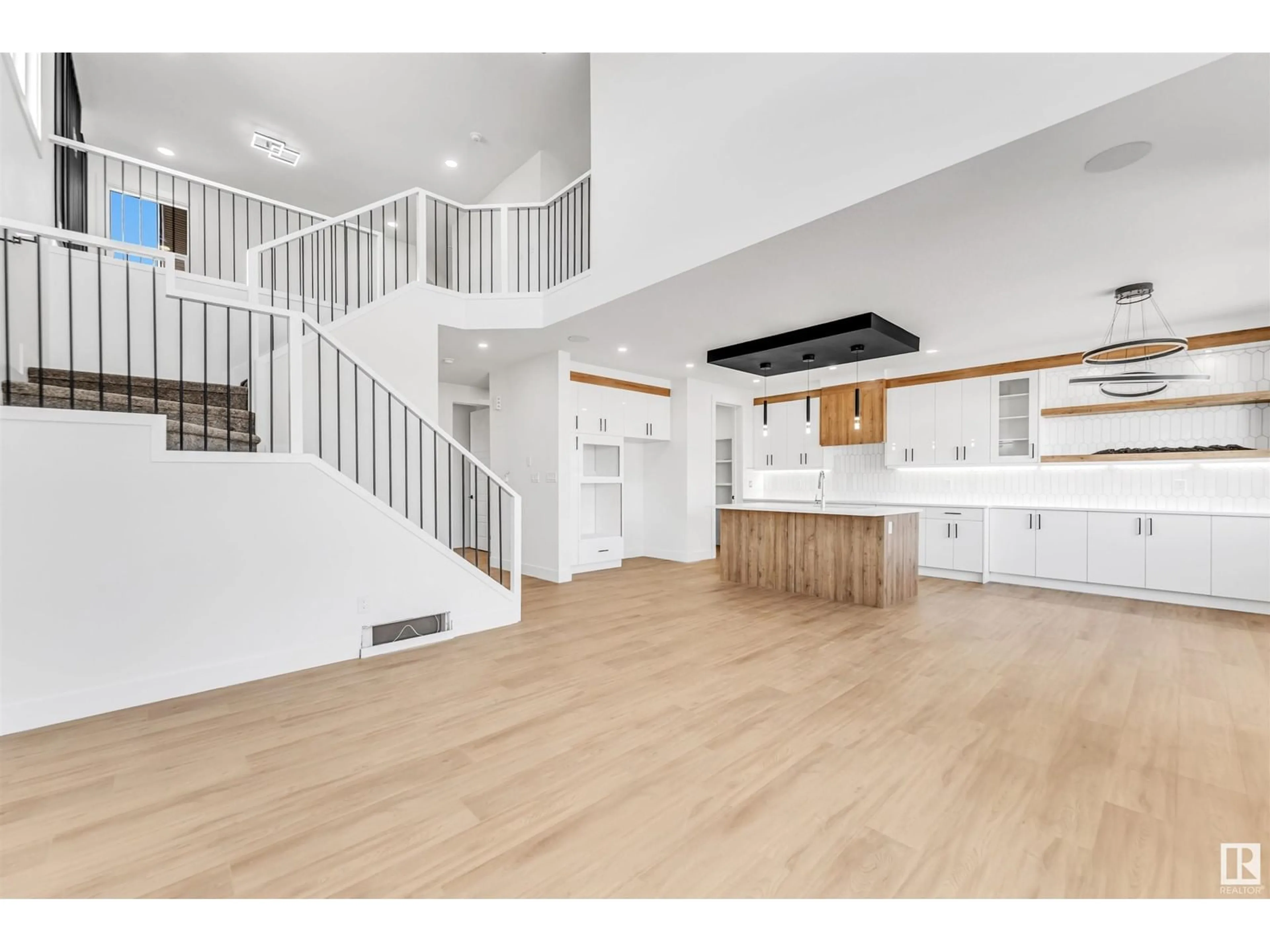 Open concept kitchen, wood/laminate floor for 41 DILLWORTH CR, Spruce Grove Alberta T7X0E6