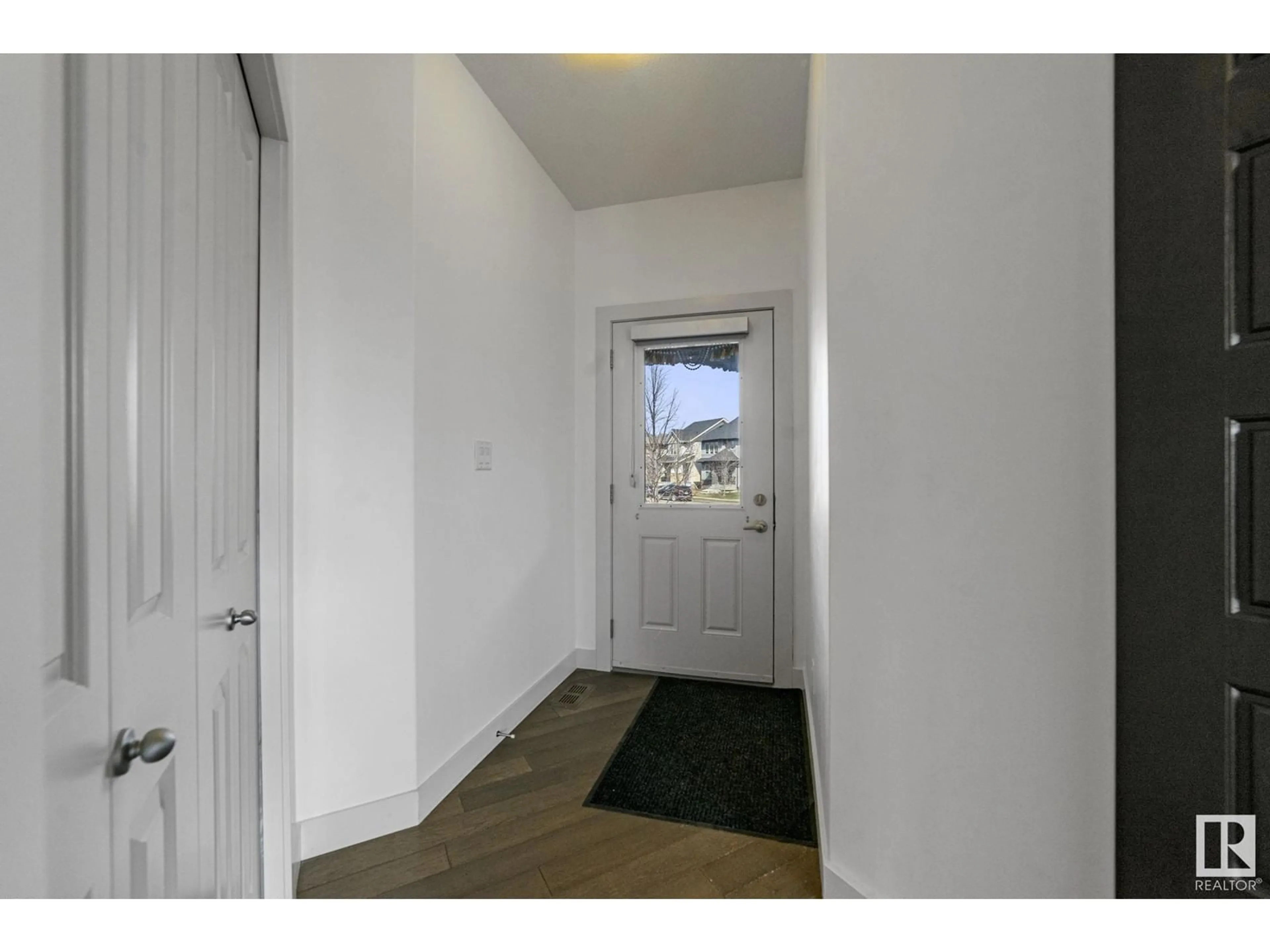 Indoor entryway for 3695 ALLAN DR, Edmonton Alberta T6W2K3