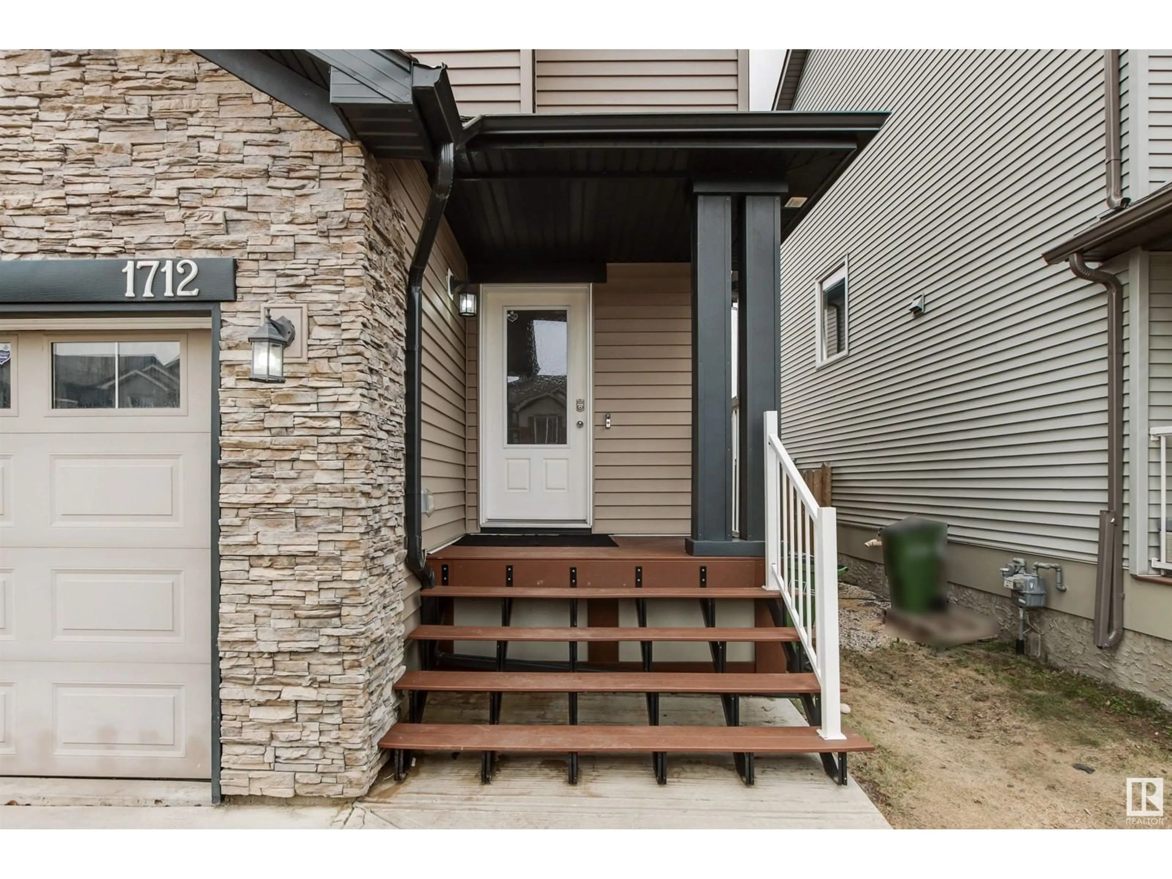 Unknown for SW - 1712 52 ST, Edmonton Alberta T6X1Y1
