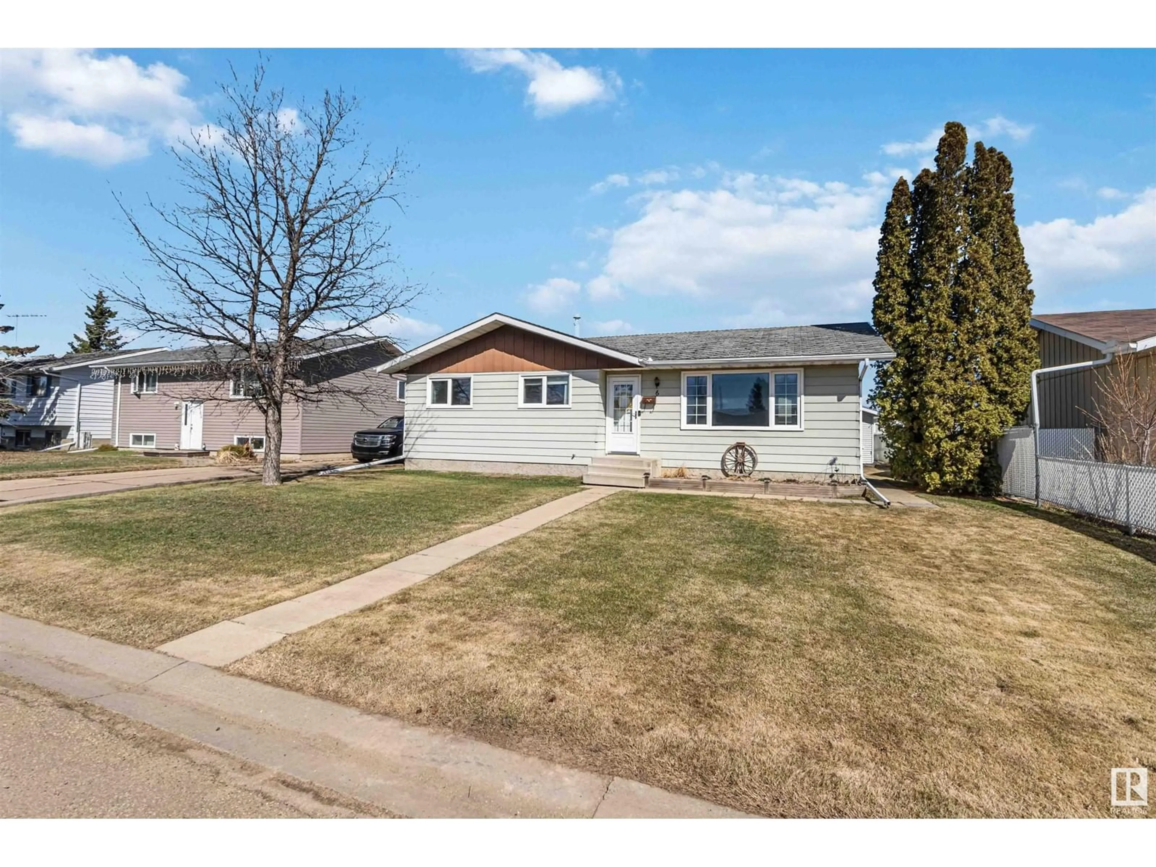 Home with vinyl exterior material, street for 6 PRINCESS DR, Lamont Alberta T0B2R0