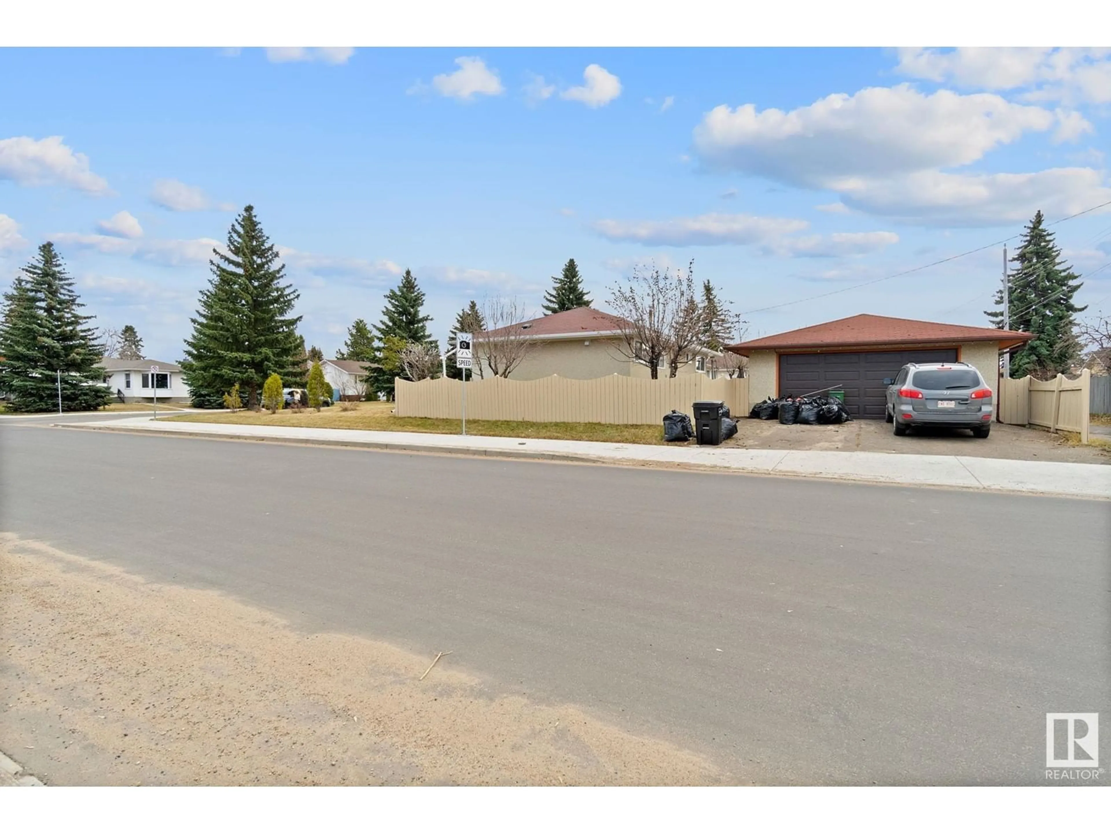 Unknown for 9444 74 ST, Edmonton Alberta T6B2B4