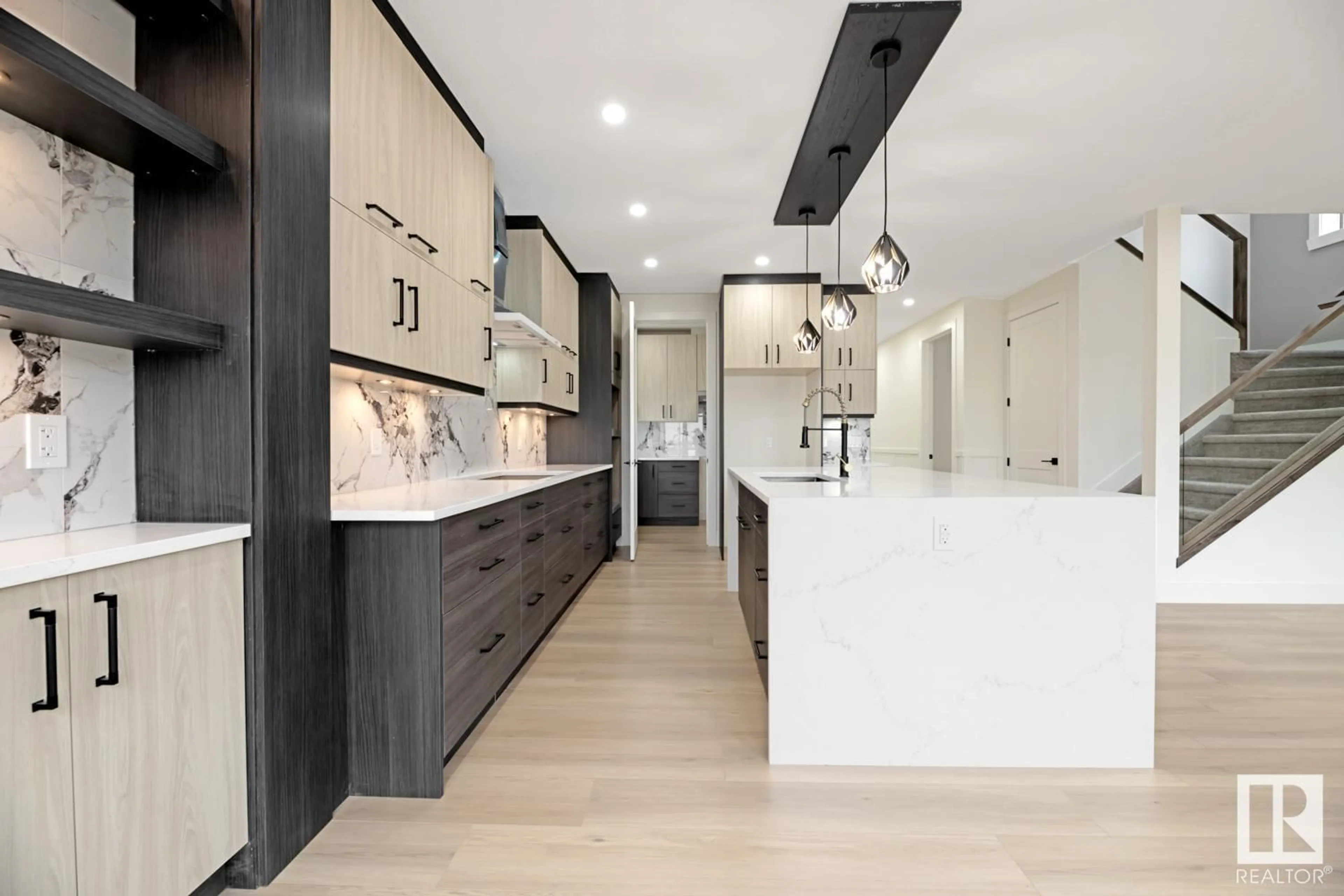 Contemporary kitchen, unknown for 2641 62 AVE, Rural Leduc County Alberta T4X3A5
