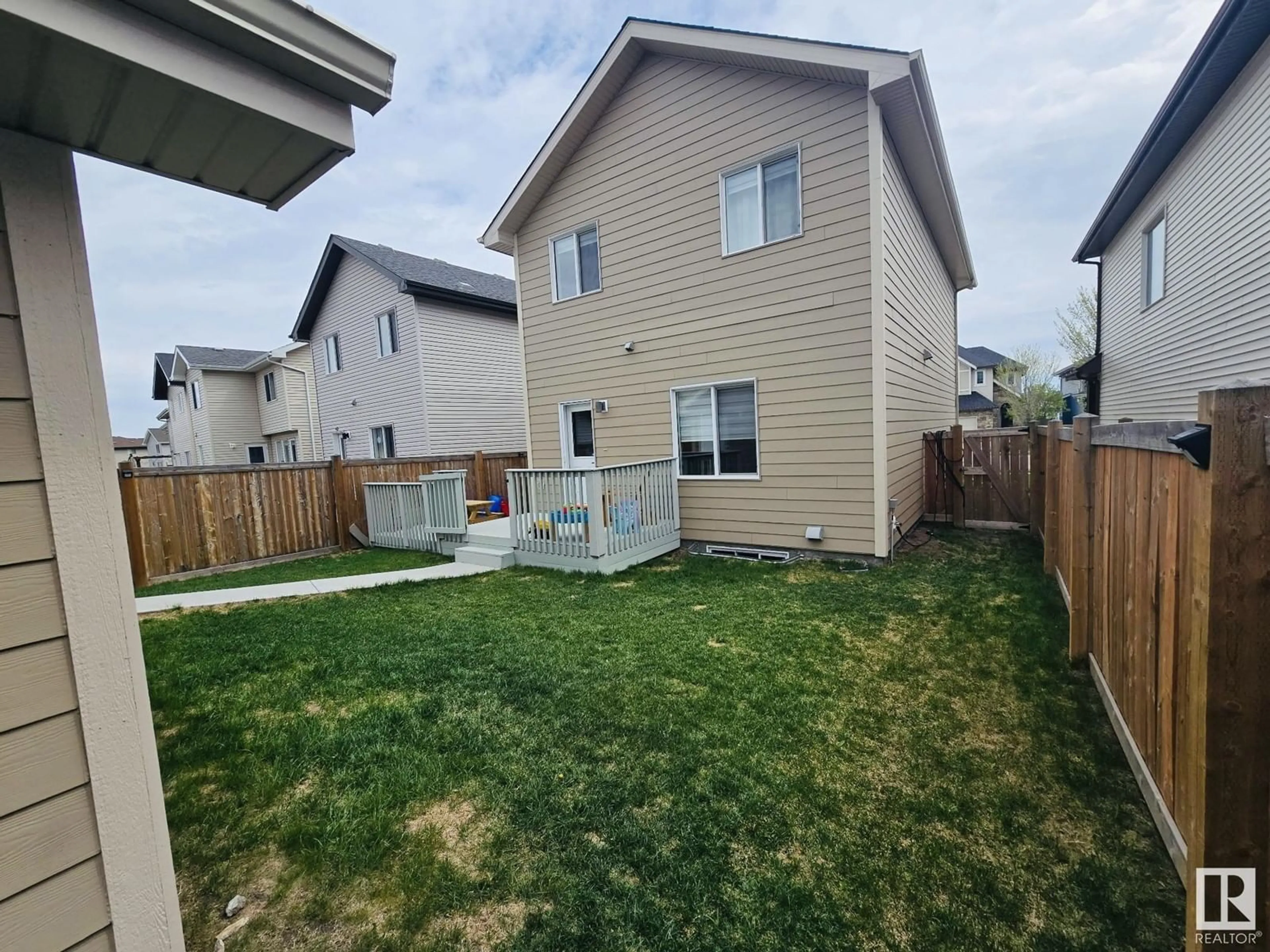 Unknown for 2122 GLENRIDDING WY, Edmonton Alberta T6W2H4