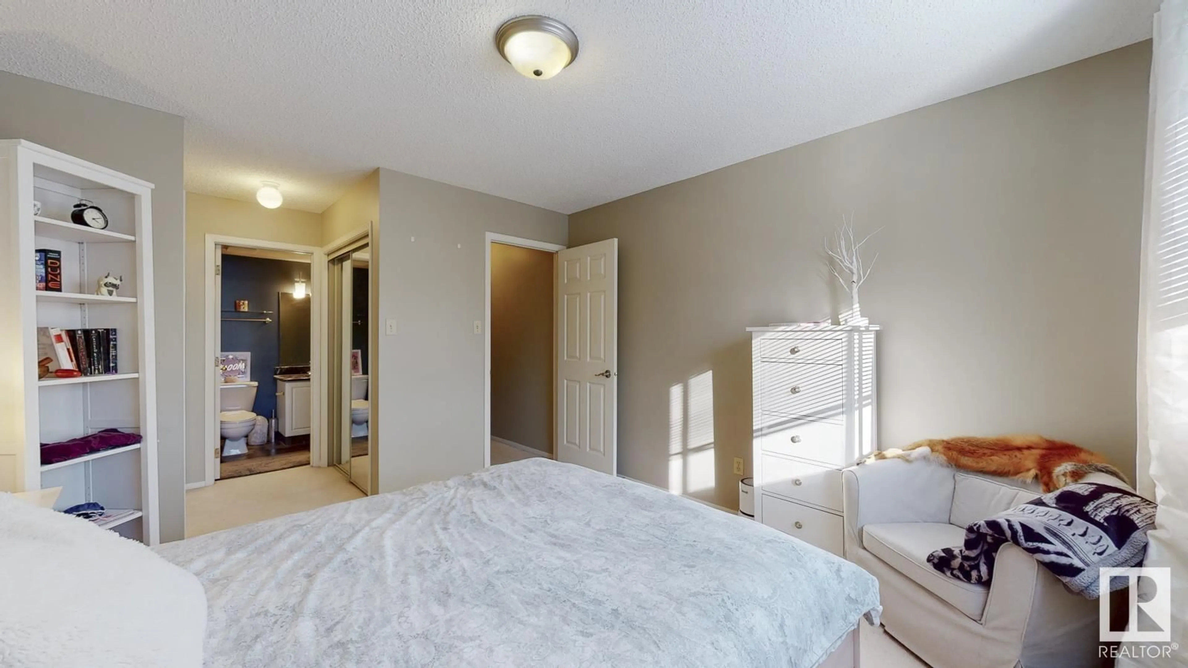 Bedroom with bed, unknown for 202 - 8503 108 ST, Edmonton Alberta T6E6J9