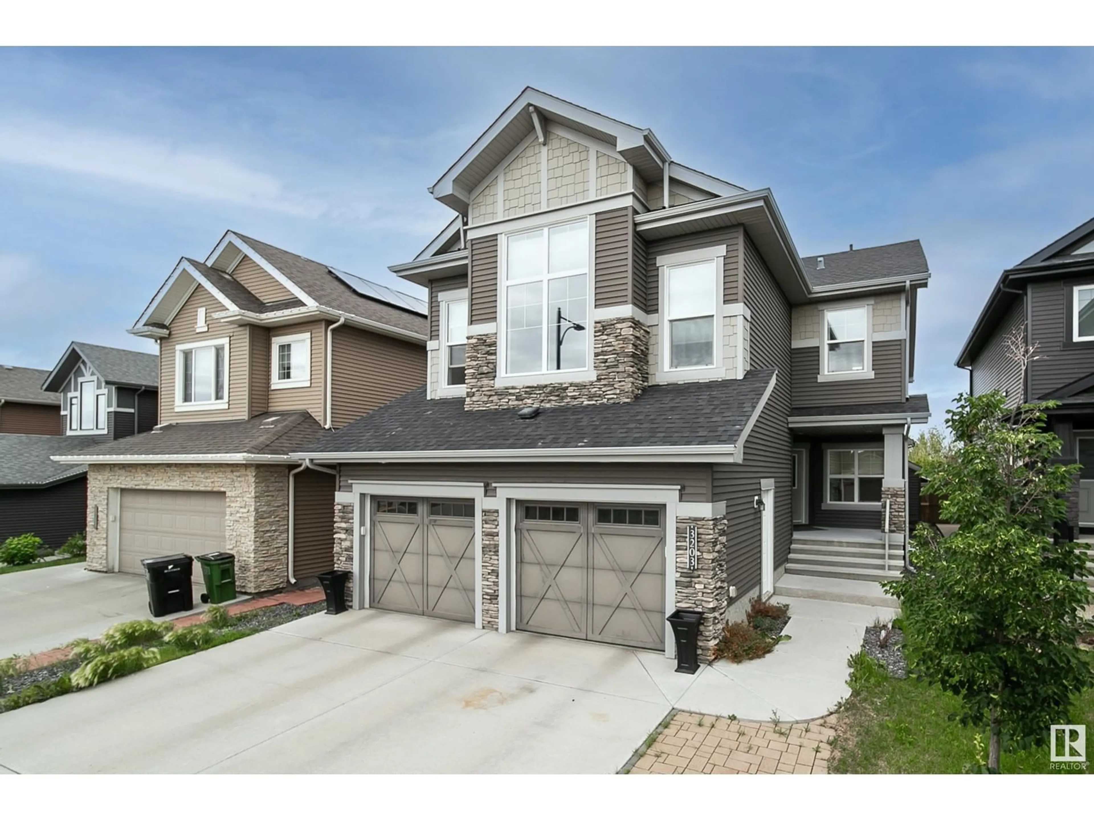 Home with vinyl exterior material, street for SW - 3203 WINSPEAR CR, Edmonton Alberta T6X1S7