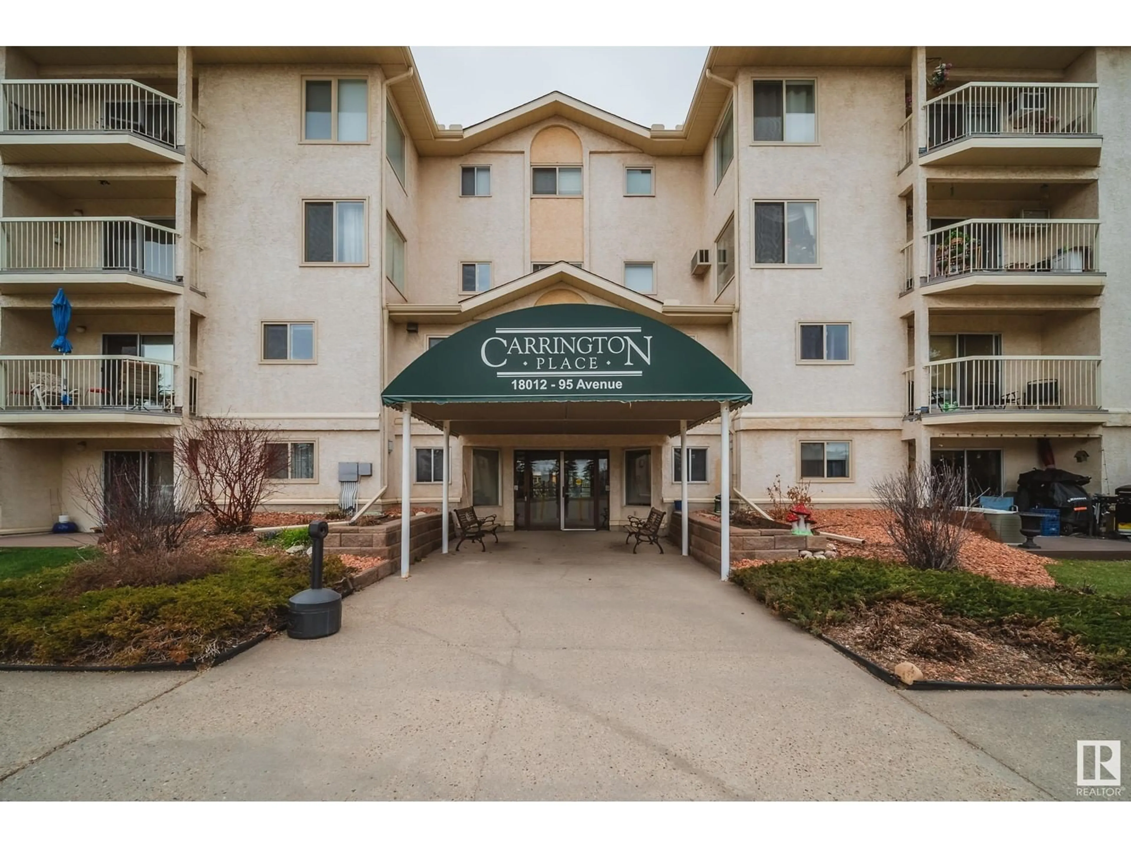 Indoor foyer for 306 - 18012 95 AV, Edmonton Alberta T5T5Z2